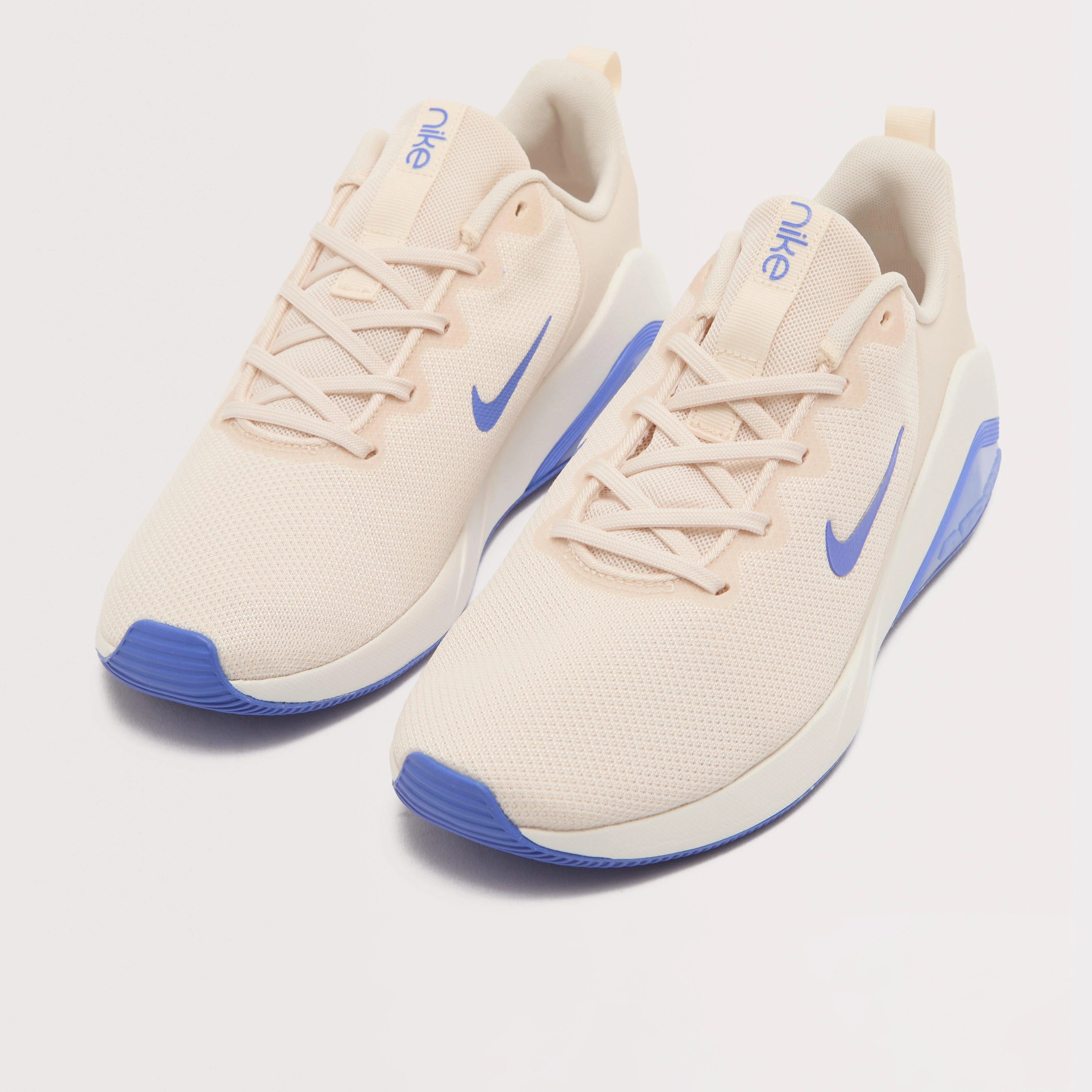 Women's Bella 7 Workout Shoe - Image 2