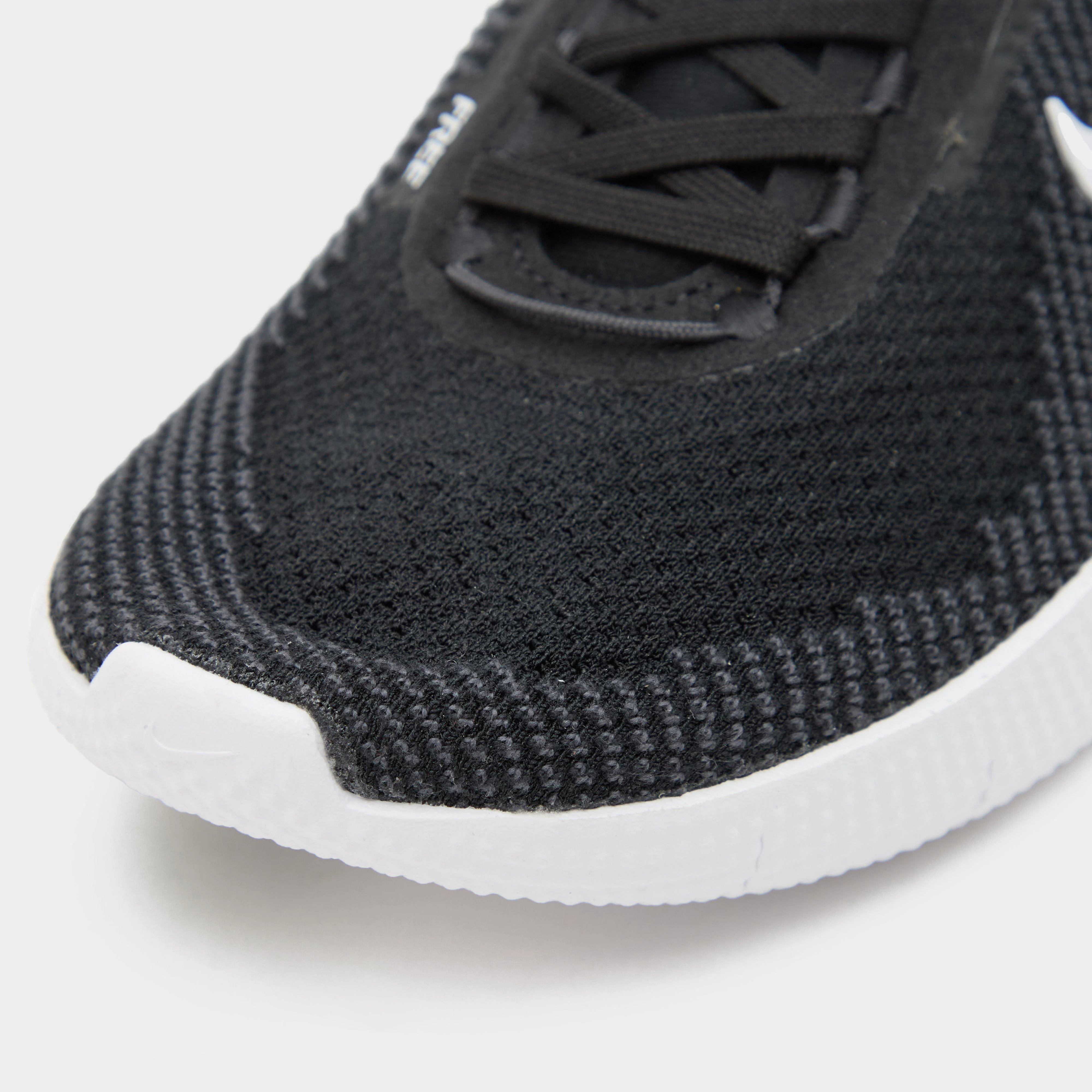 Women’s Free 2025 Shoe - Image 5