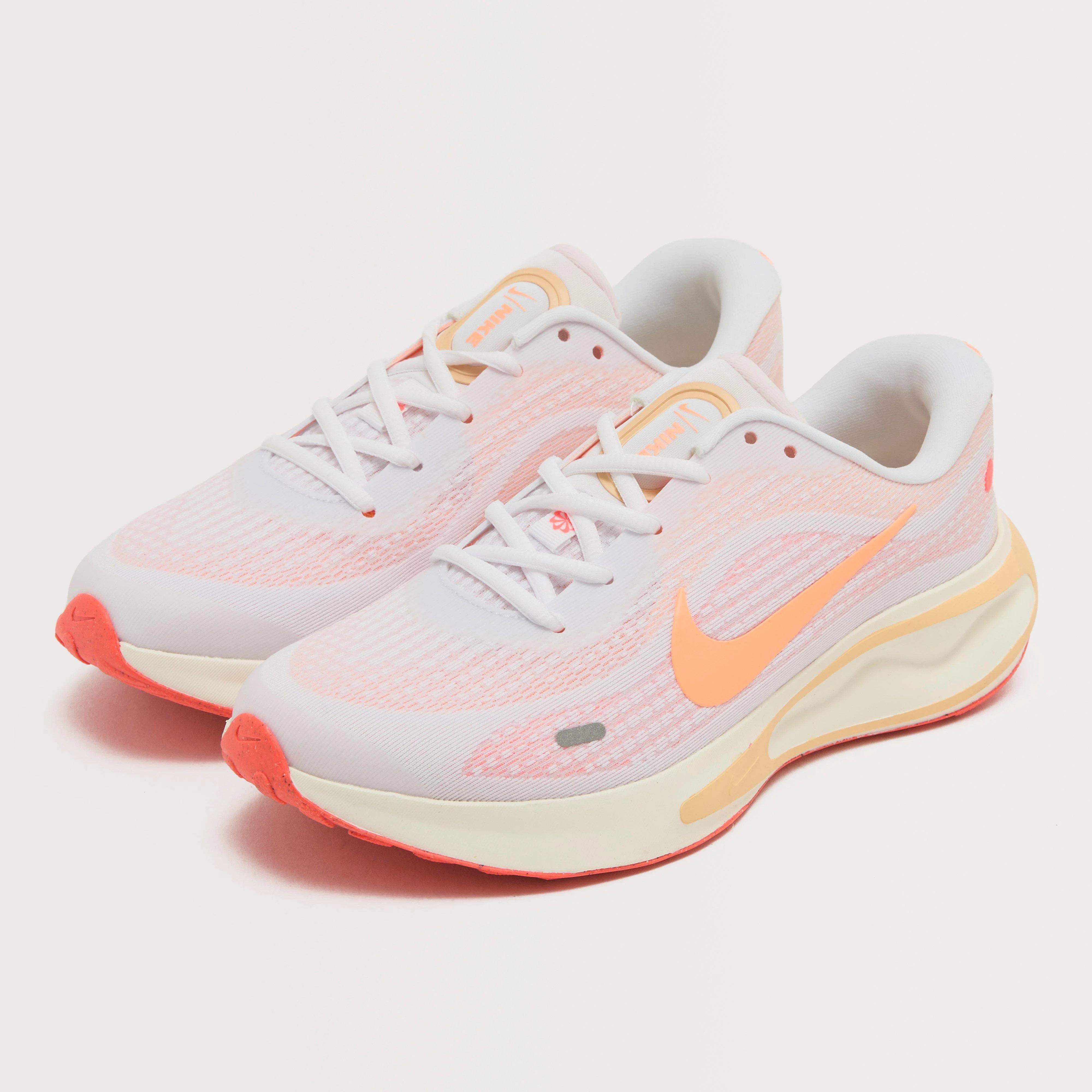 Women's Journey Run Road Running Shoe - Image 2
