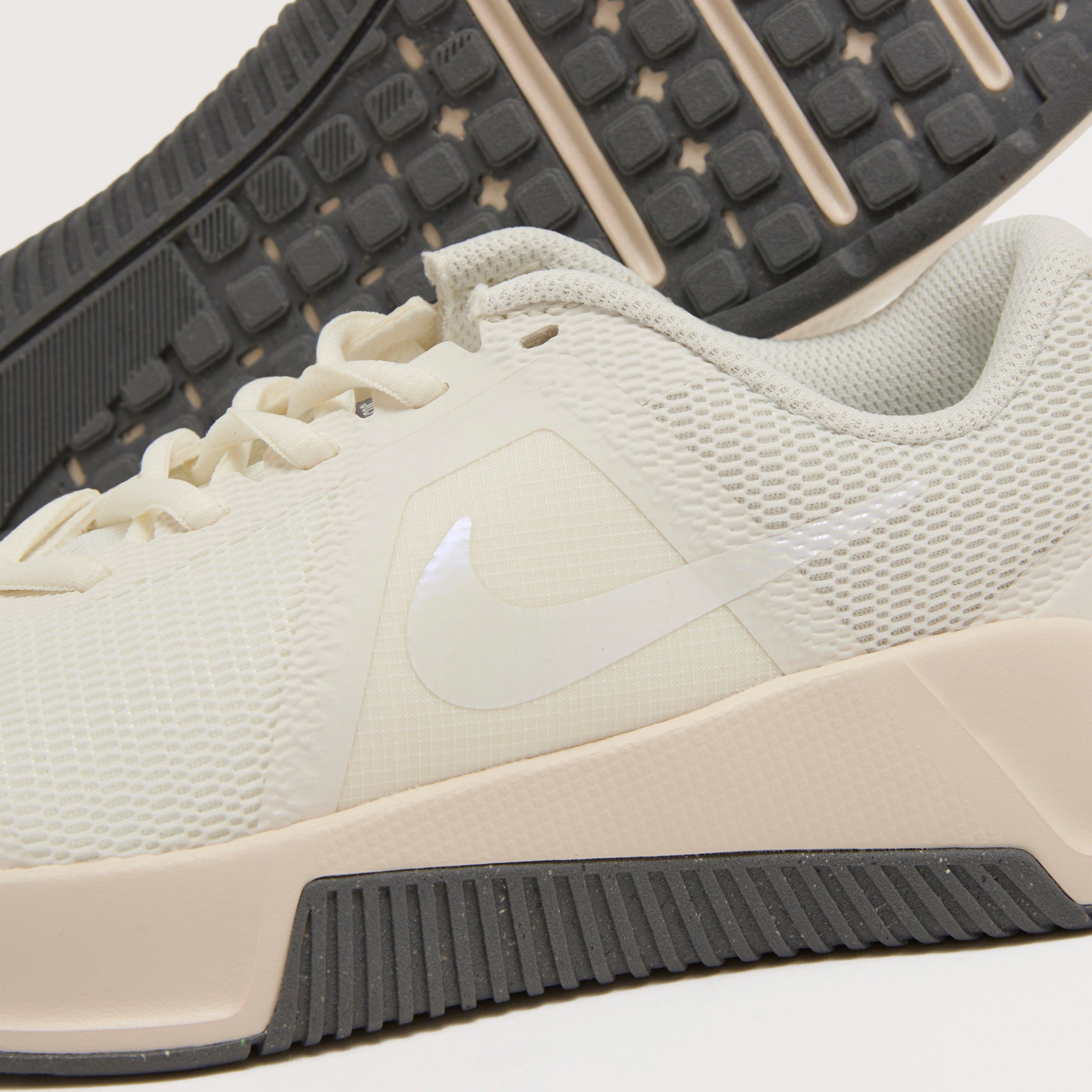 Women's MC Trainer 3 Workout Shoe - Image 4