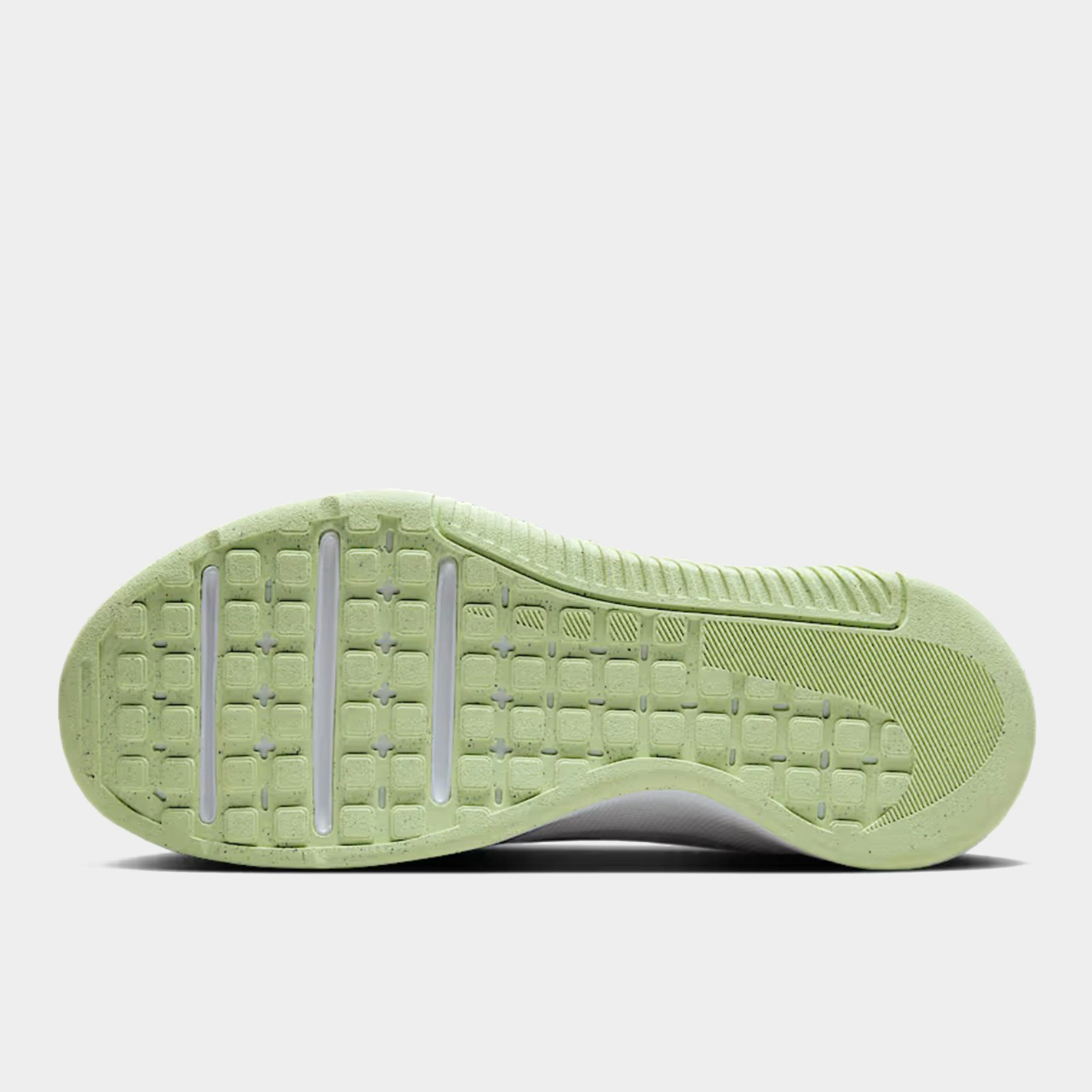 Women's MC Trainer 3 Workout Shoe - Image 2