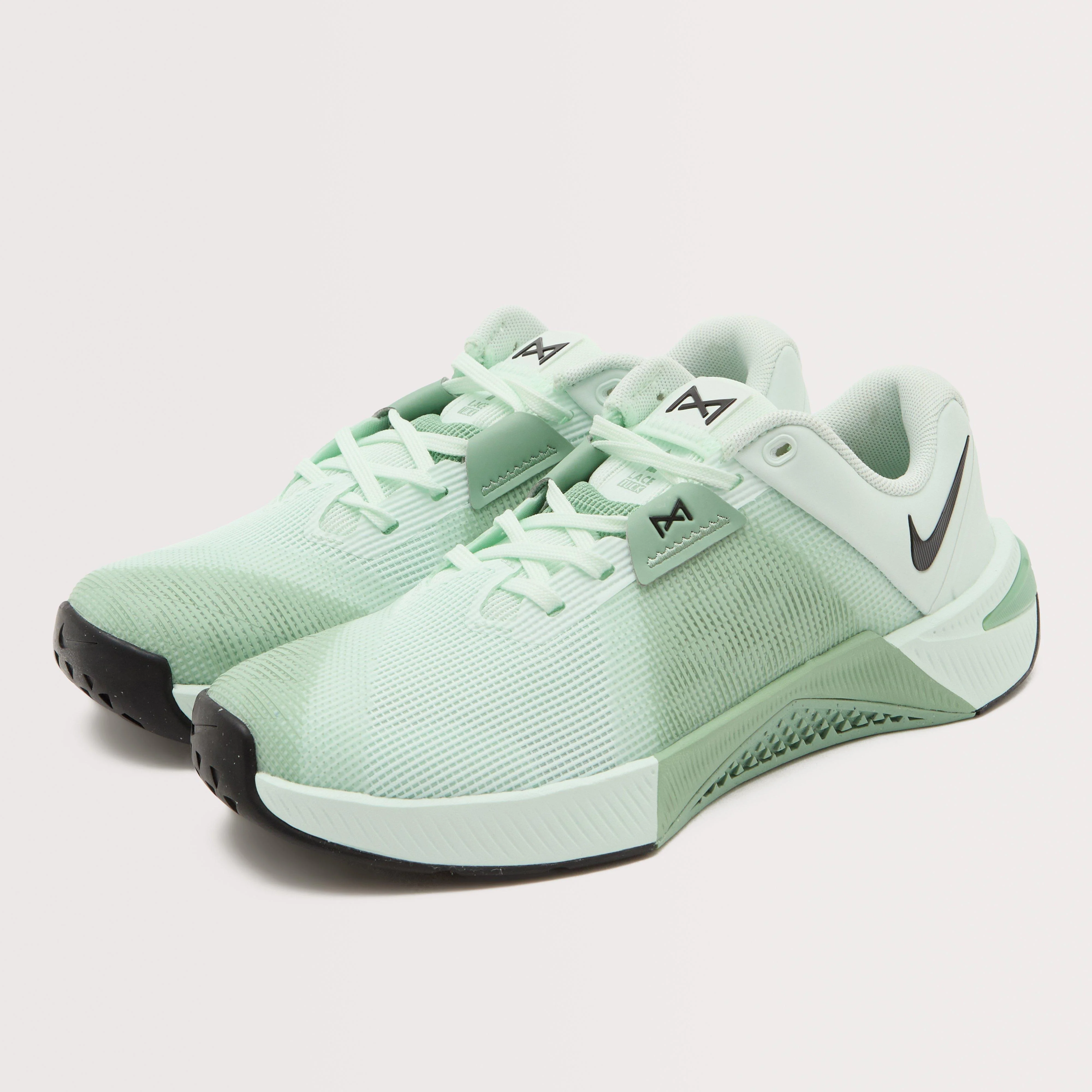 Women's Metcon 10 Workout Shoe - Image 2