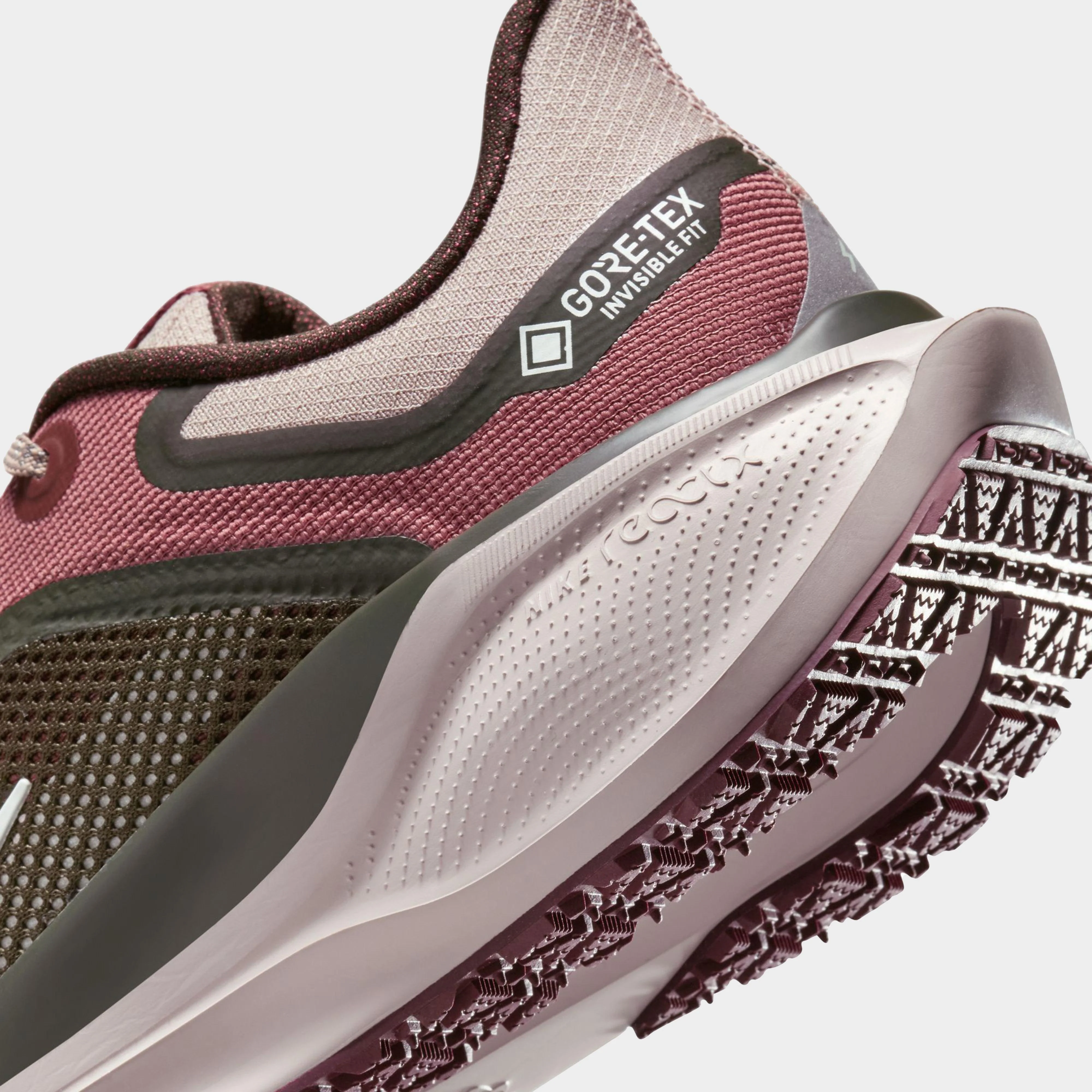 Women’s Pegasus 41 GORE-TEX® Road Running Shoe - Image 5