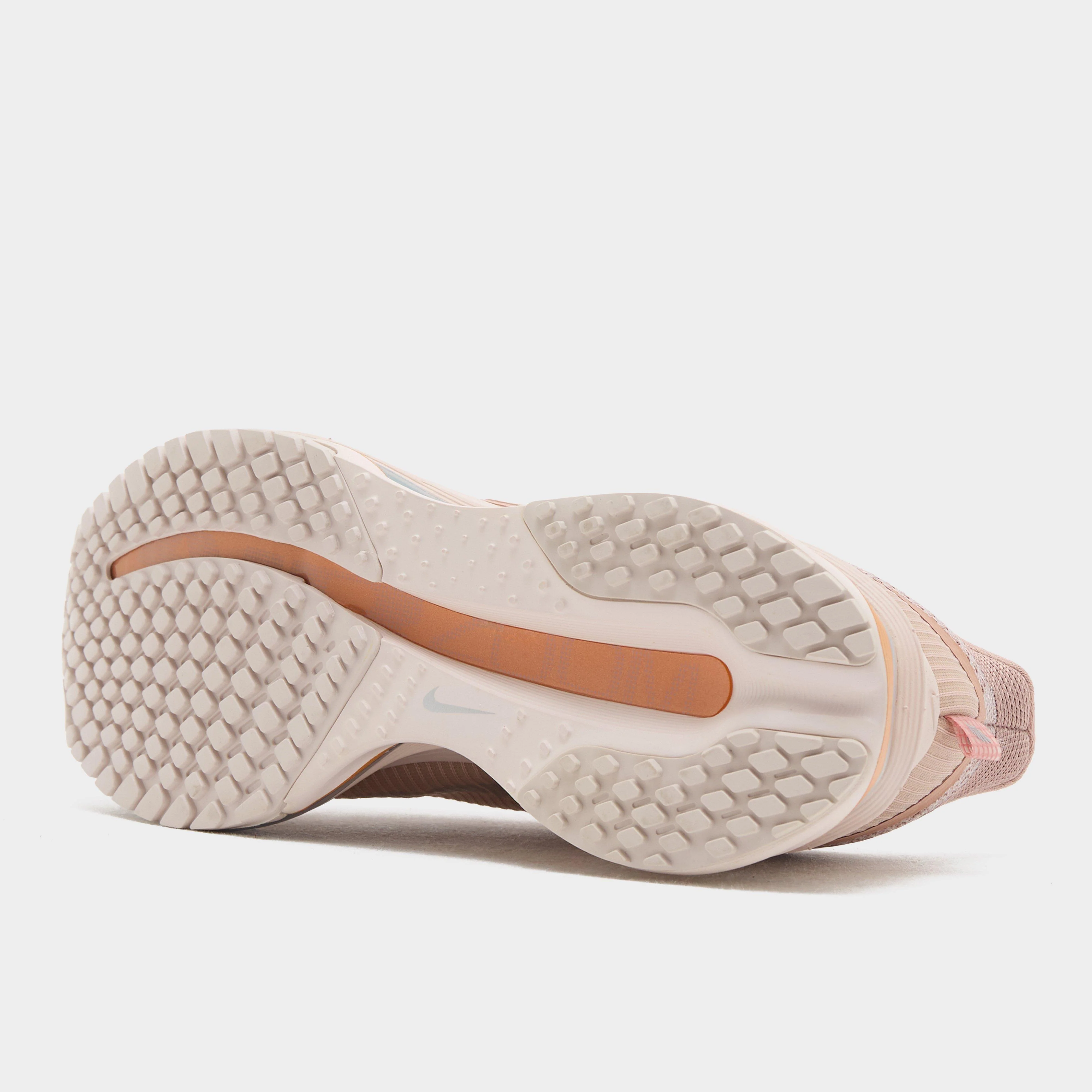 Women’s Pegasus Premium Running Shoe - Image 2