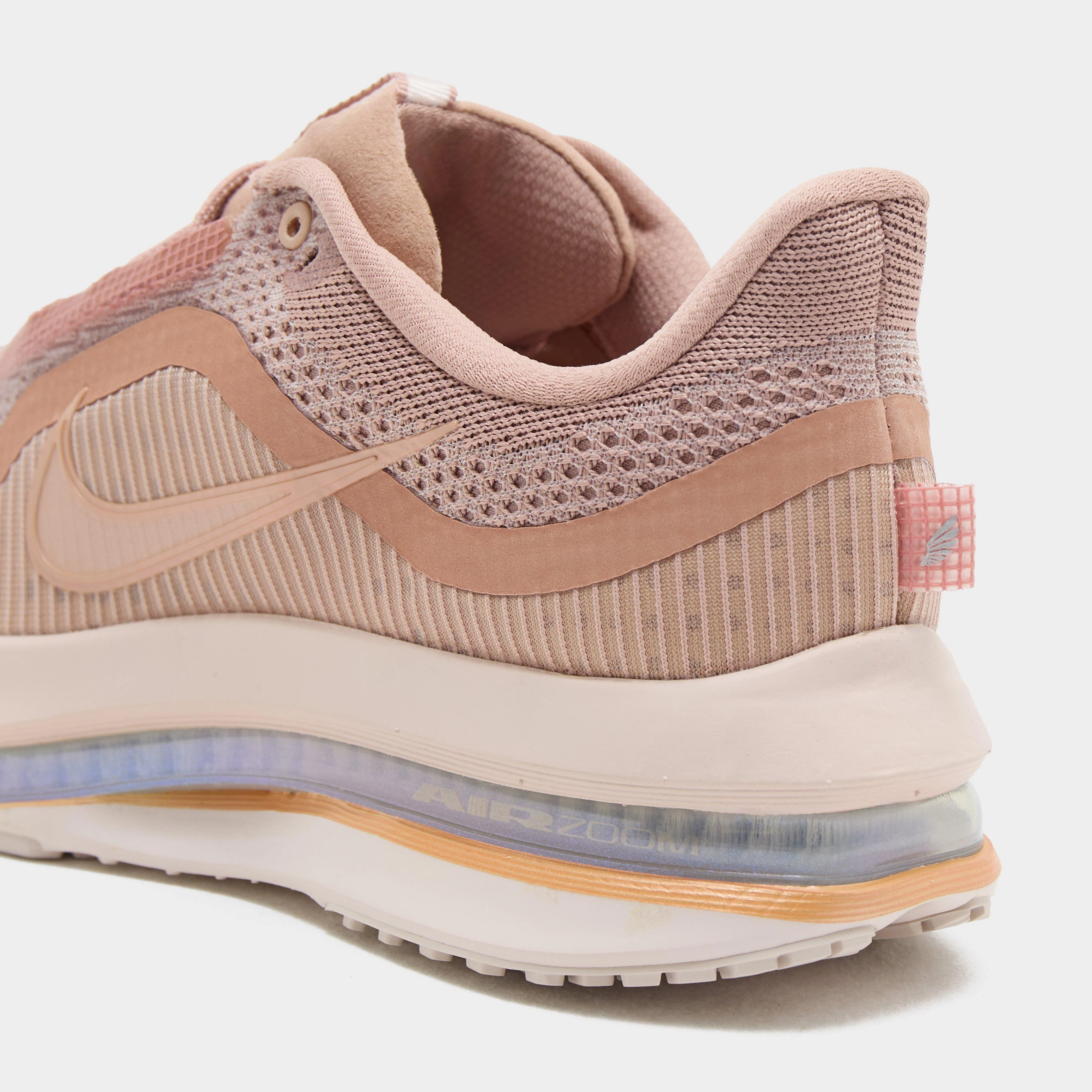Women’s Pegasus Premium Running Shoe - Image 6