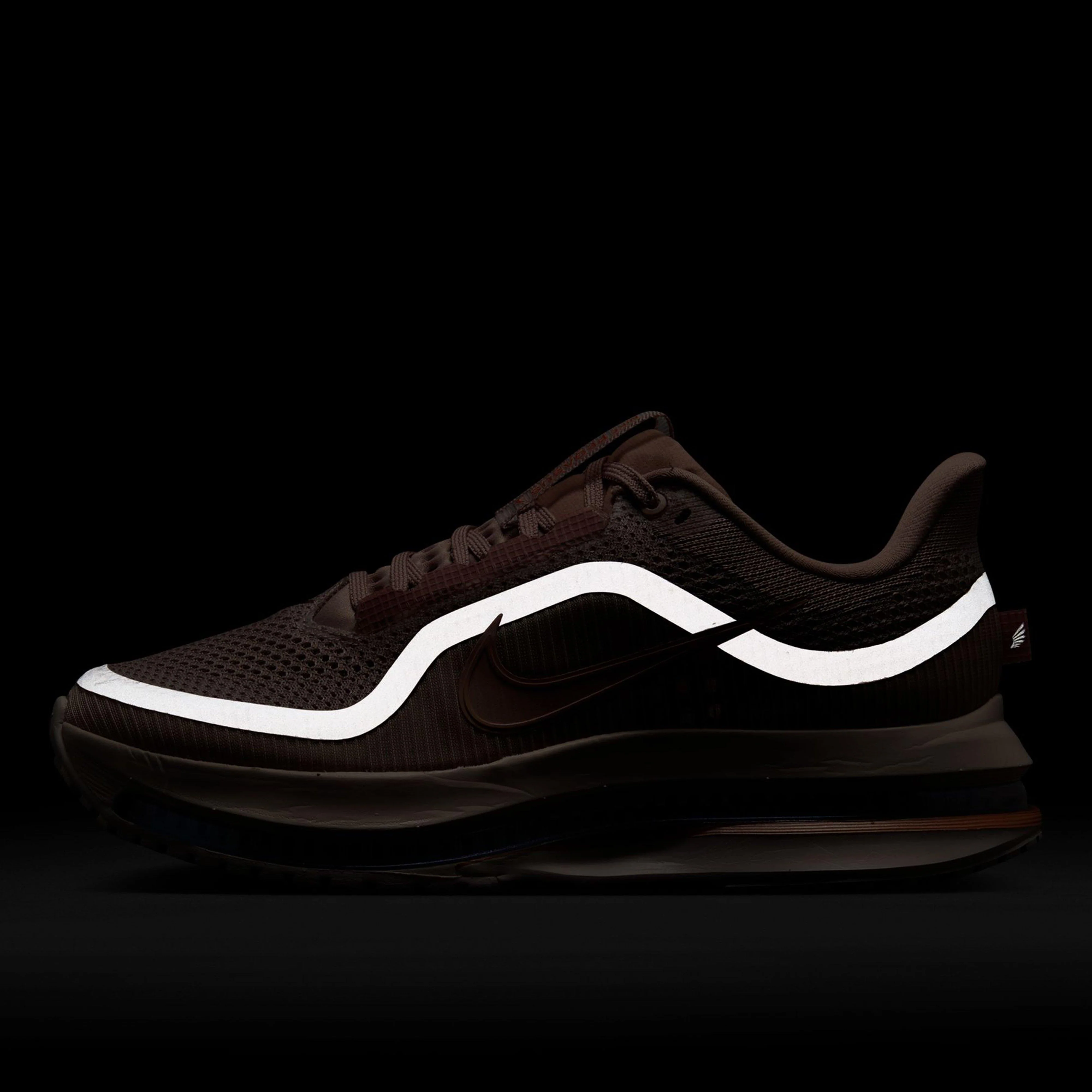 Women’s Pegasus Premium Running Shoe - Image 7