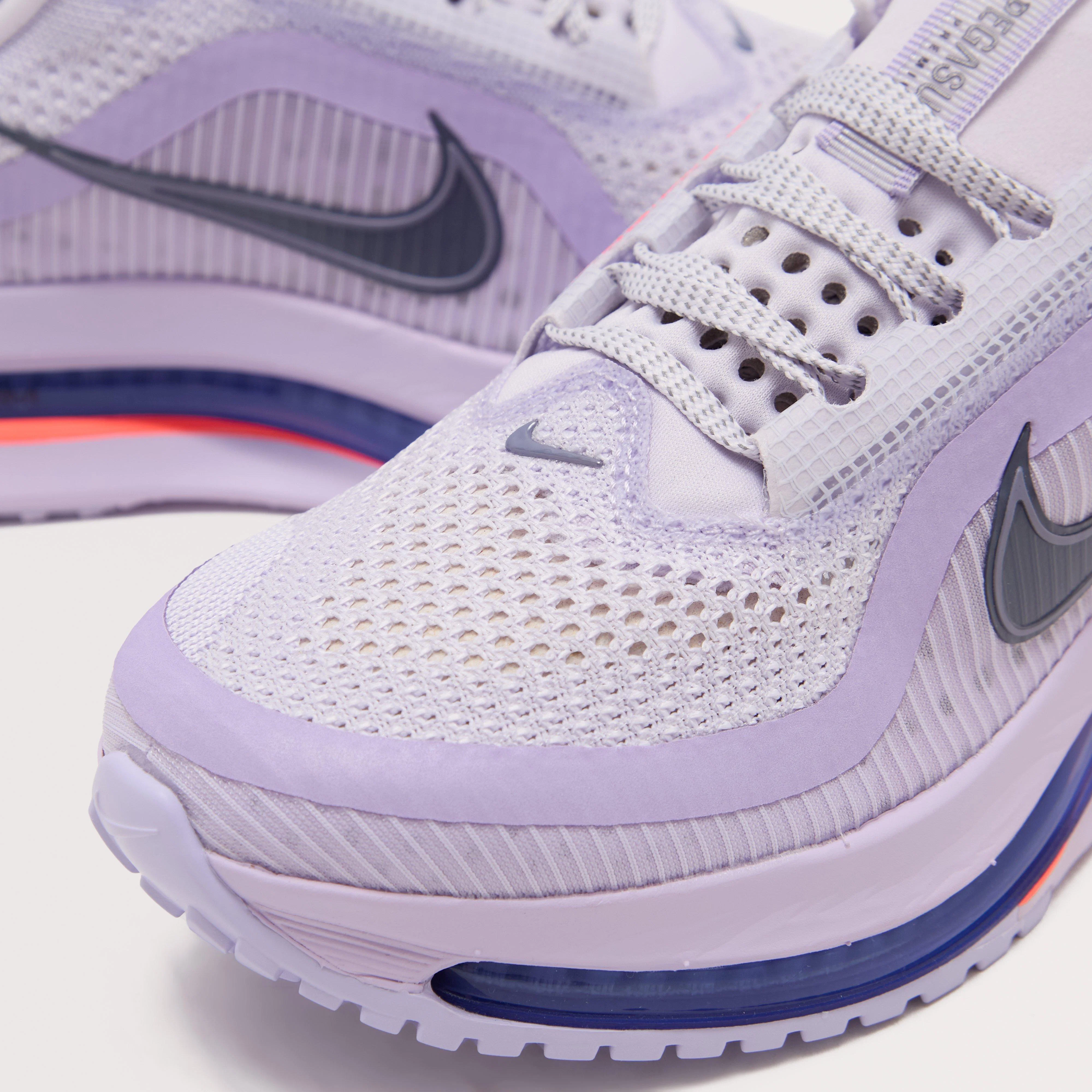Women’s Pegasus Premium Running Shoe - Image 4