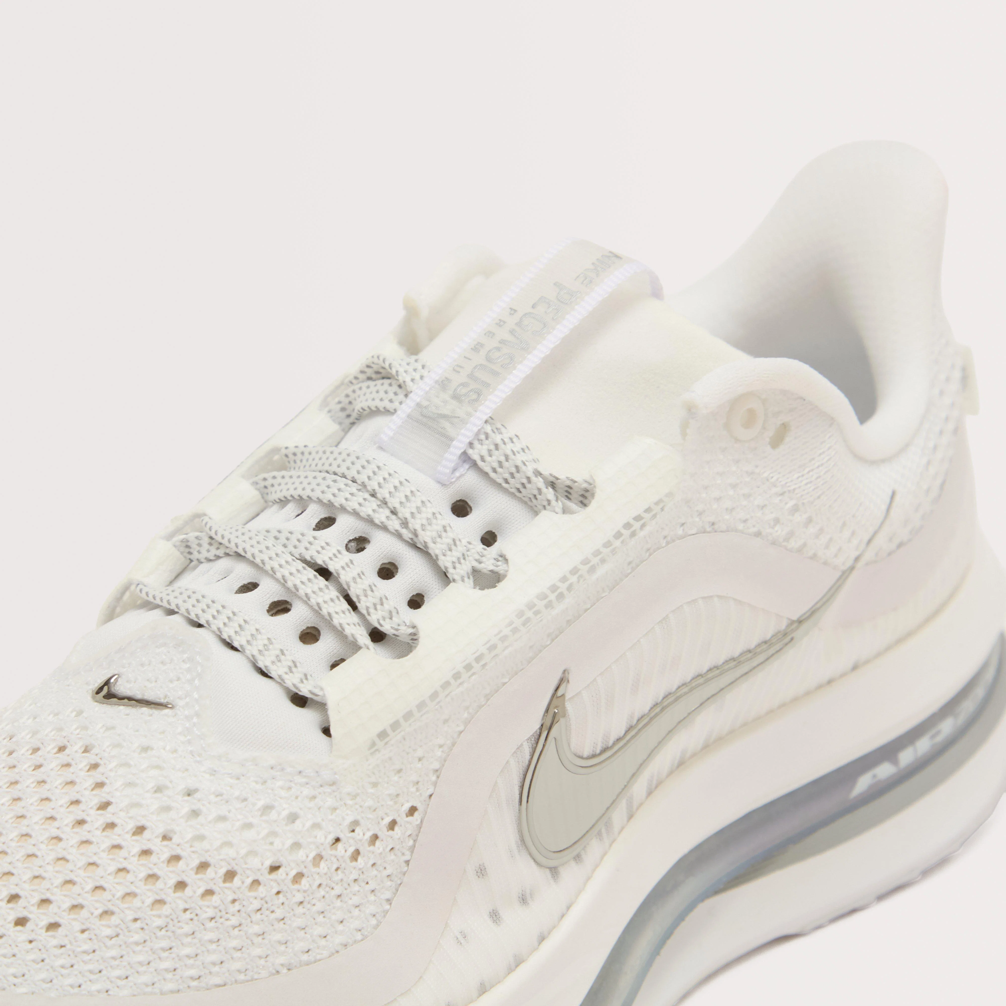 Women’s Pegasus Premium Running Shoe - Image 4
