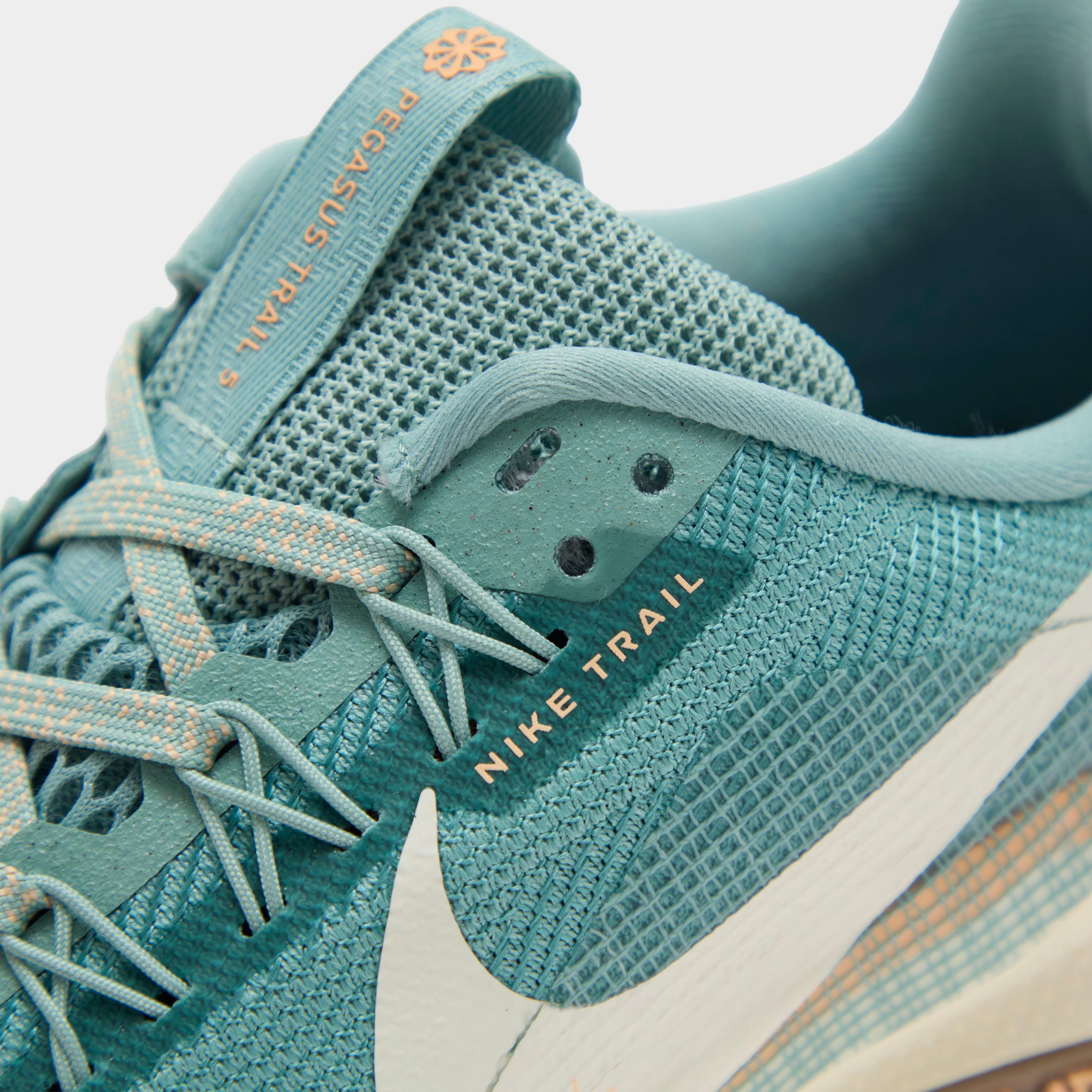 Women’s Pegasus Trail 5 Trail Running Shoes - Image 4