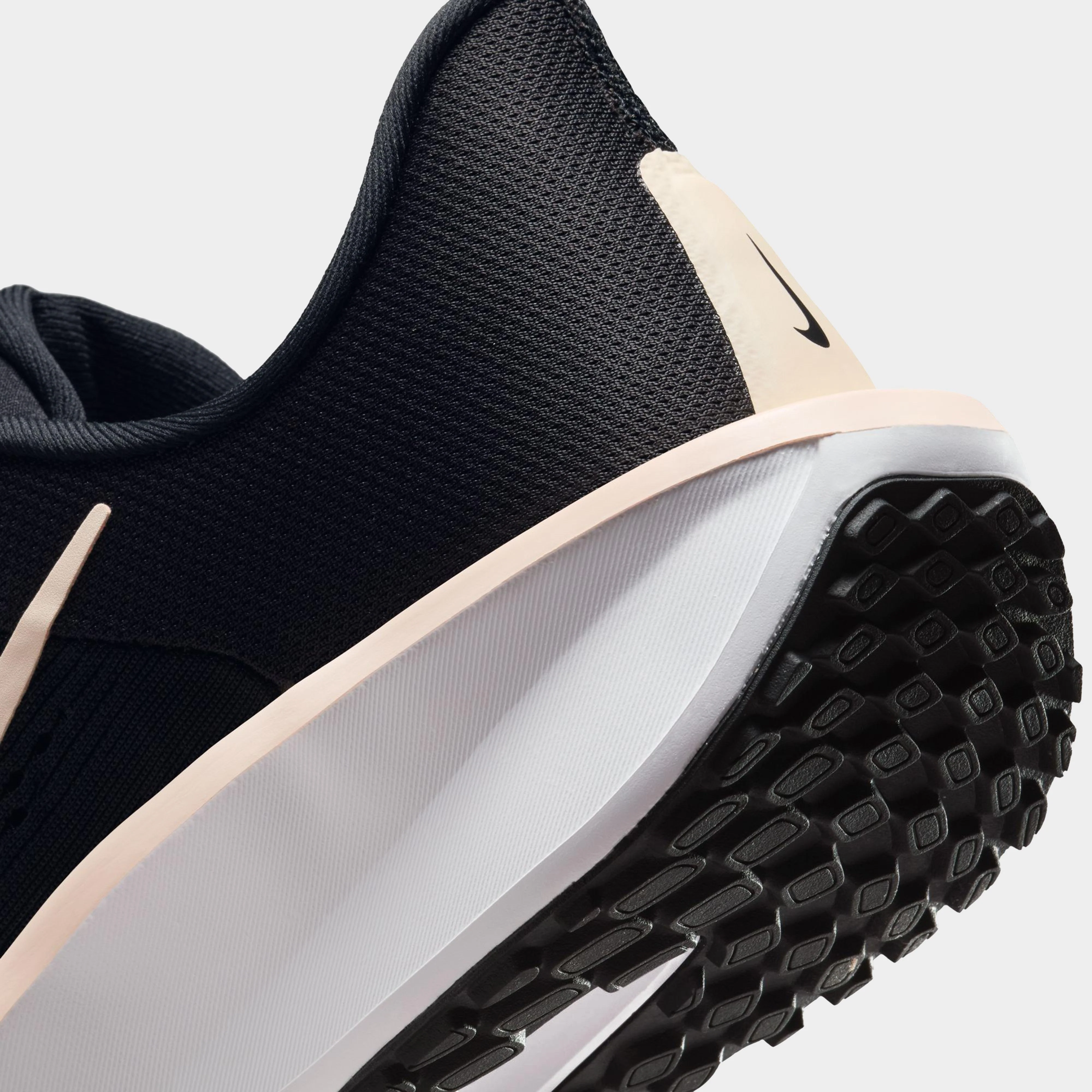 Women’s Quest 6 Road Running Shoe - Image 5