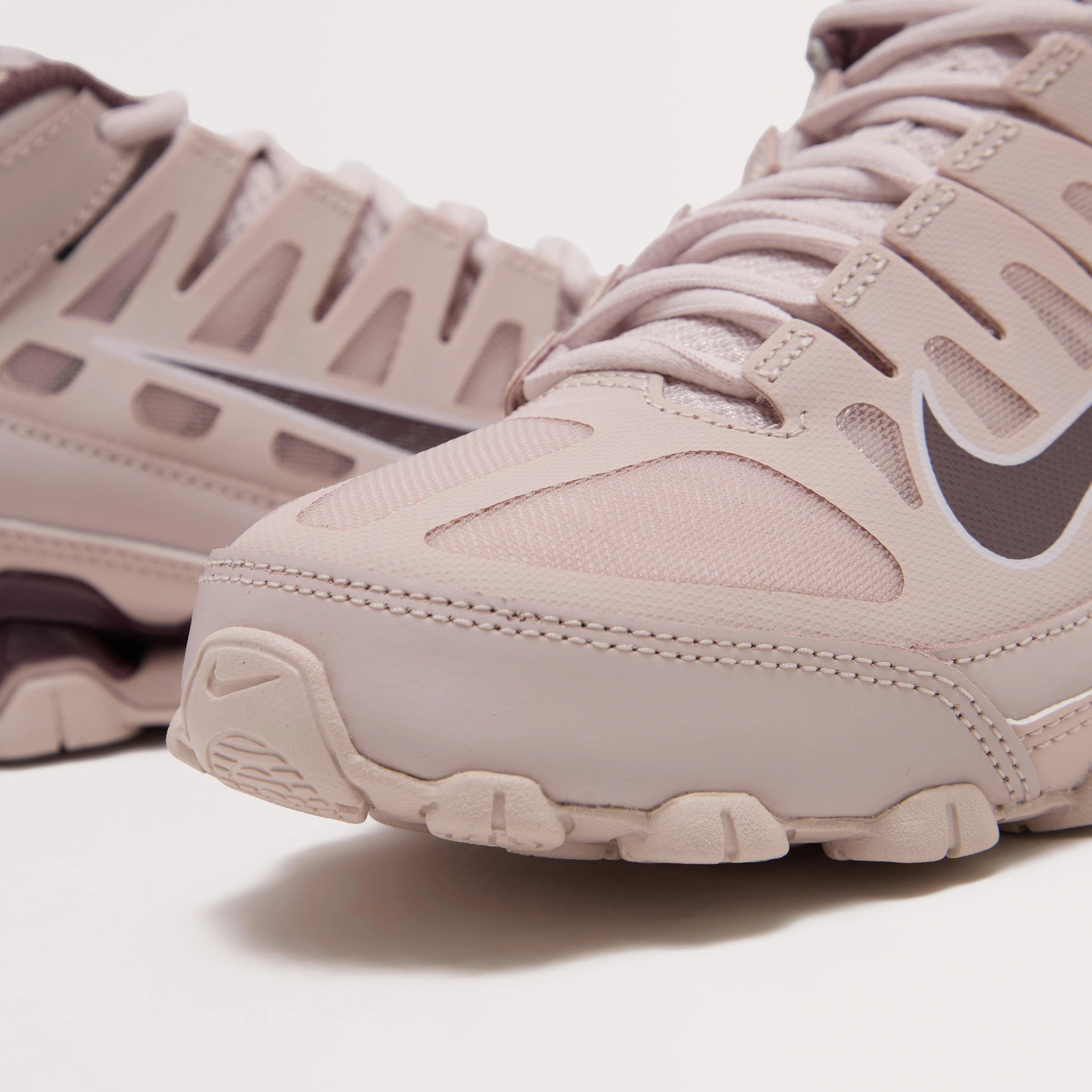 Women’s Reax 8 TR Workout Shoes - Image 6