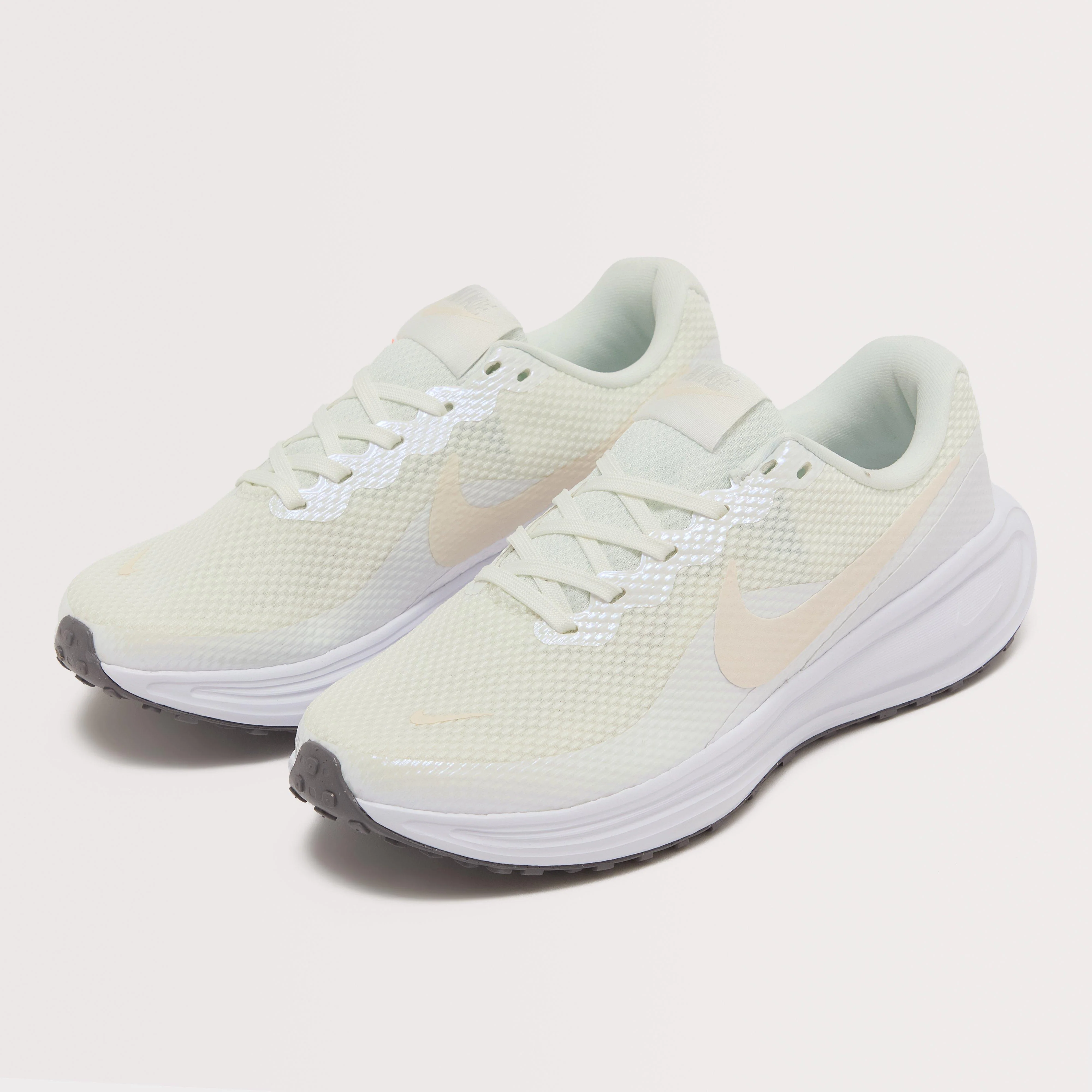 Women's Revolution 8 Road Running Shoes - Image 2