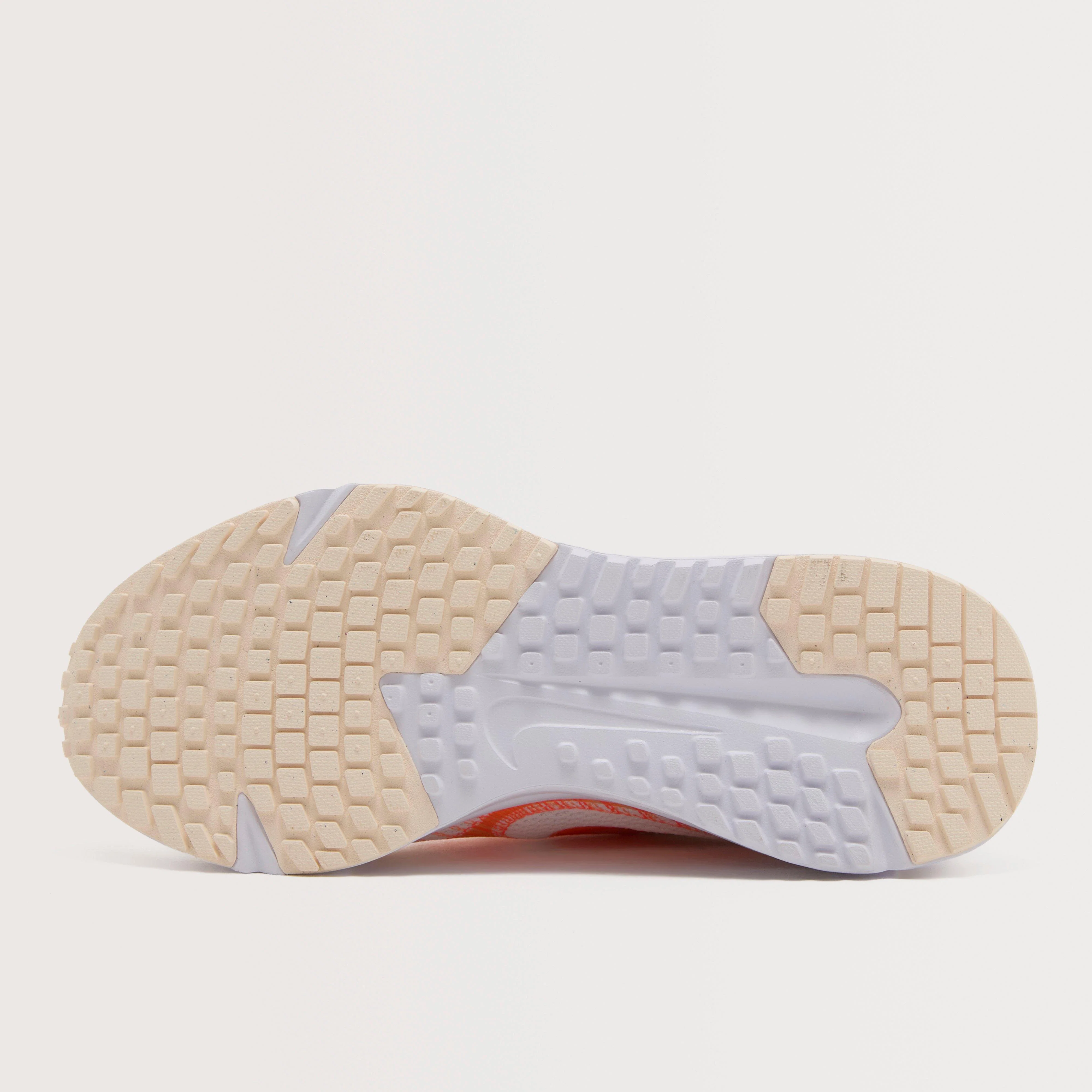 Women’s Run Defy Road Running Shoes - Image 2