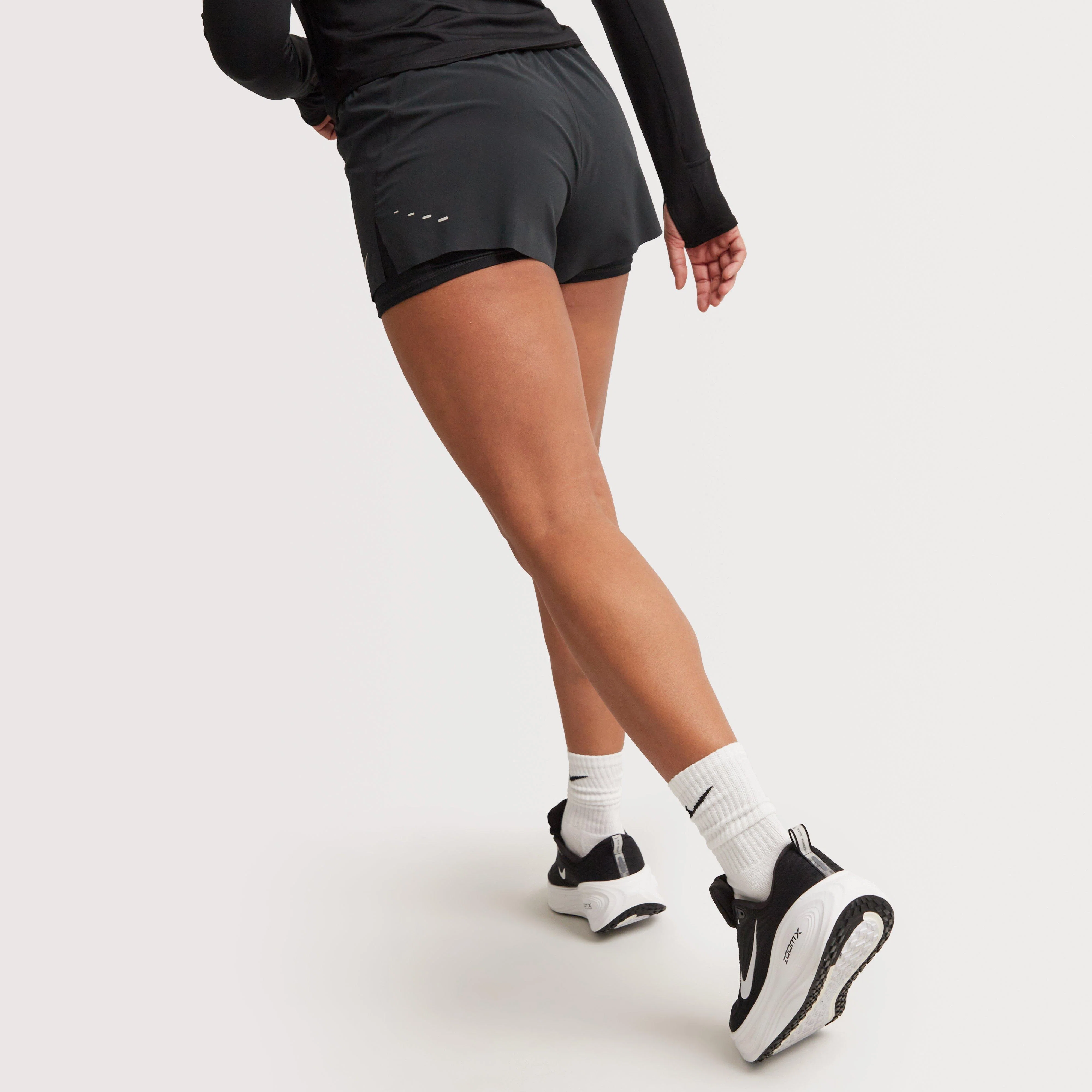 Women's Swift Dri-FIT Mid-Rise 2-in-1 Running Shorts - Image 5