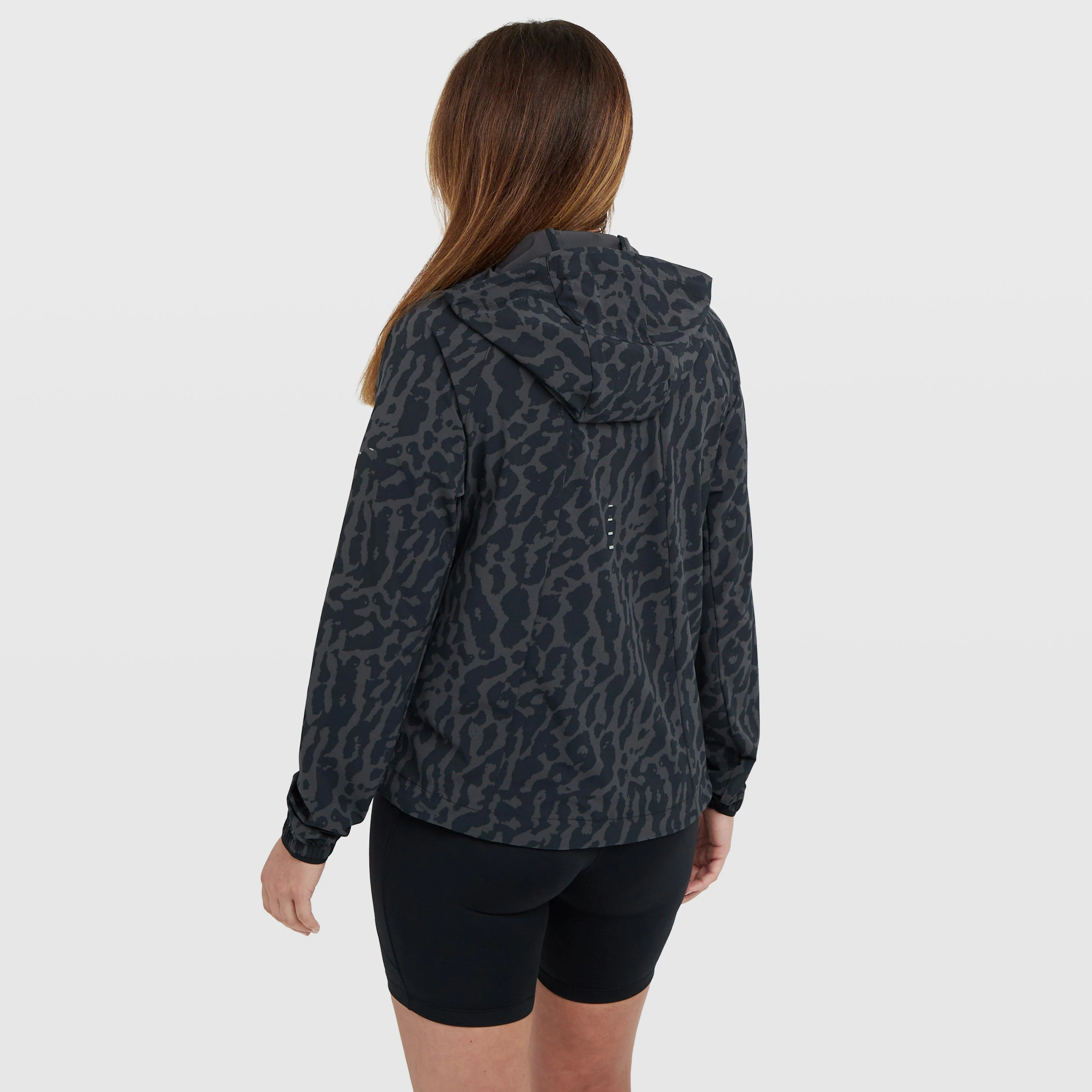 Women's Swift Dri-FIT Packable Running Jacket - Image 2