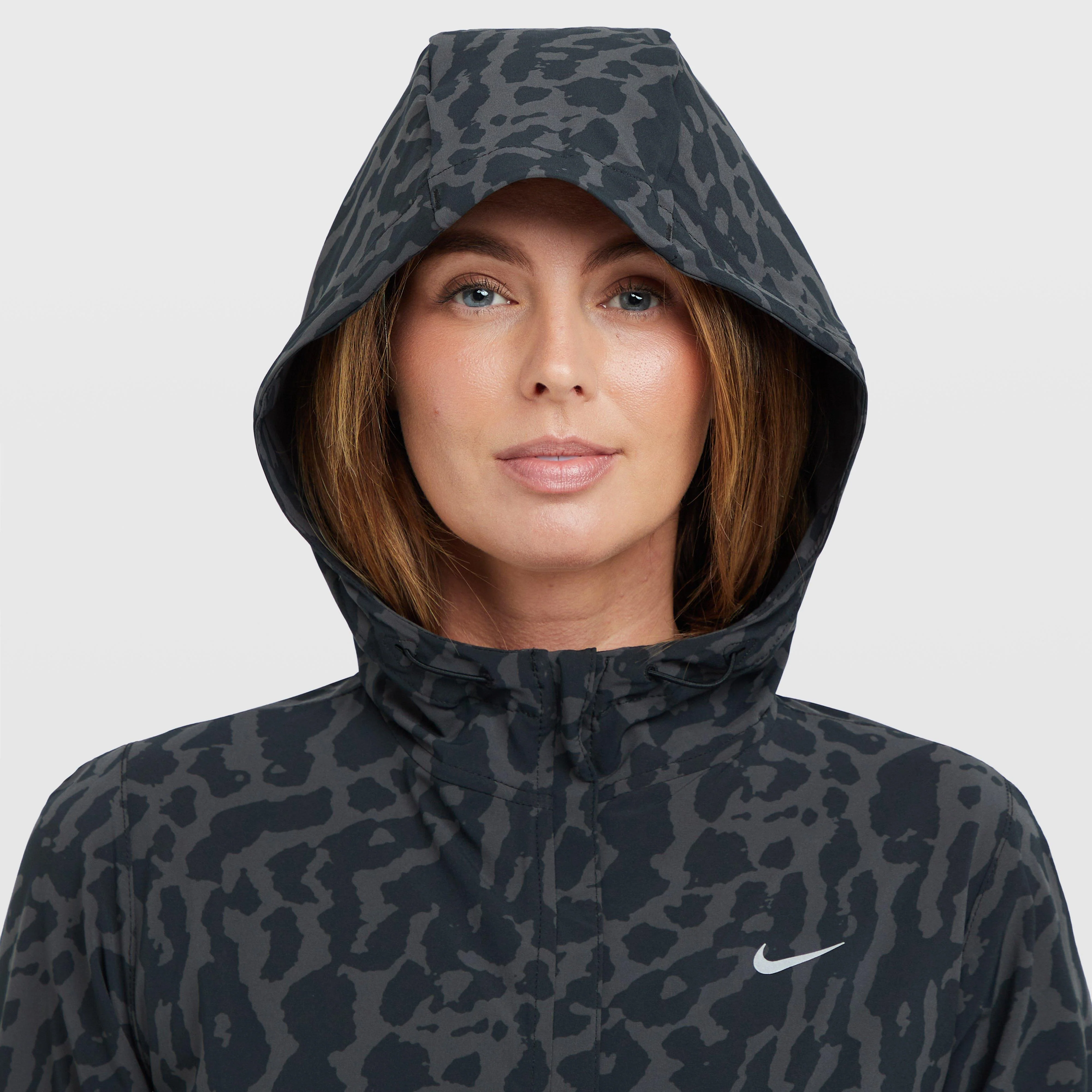 Women's Swift Dri-FIT Packable Running Jacket - Image 4
