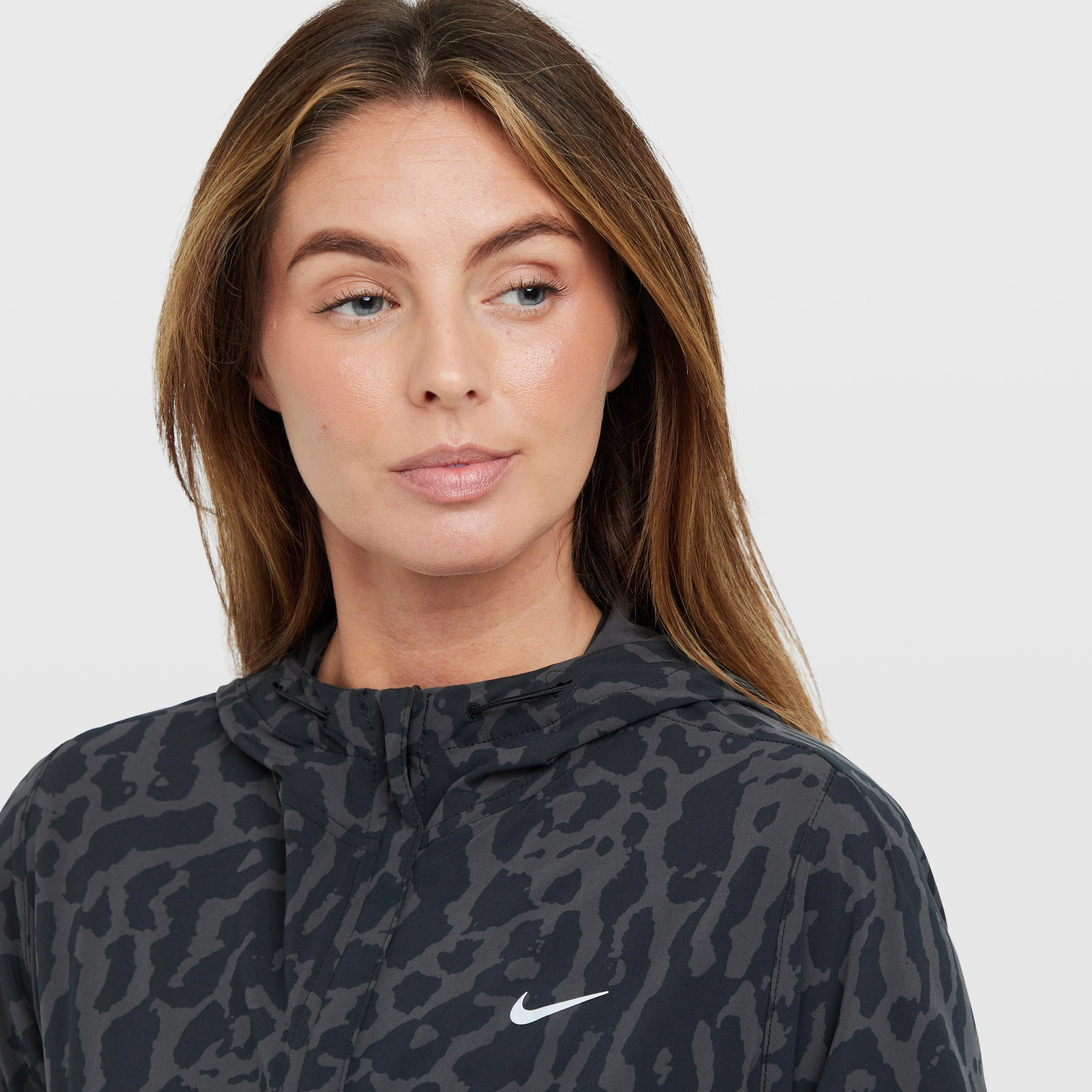 Women's Swift Dri-FIT Packable Running Jacket - Image 7