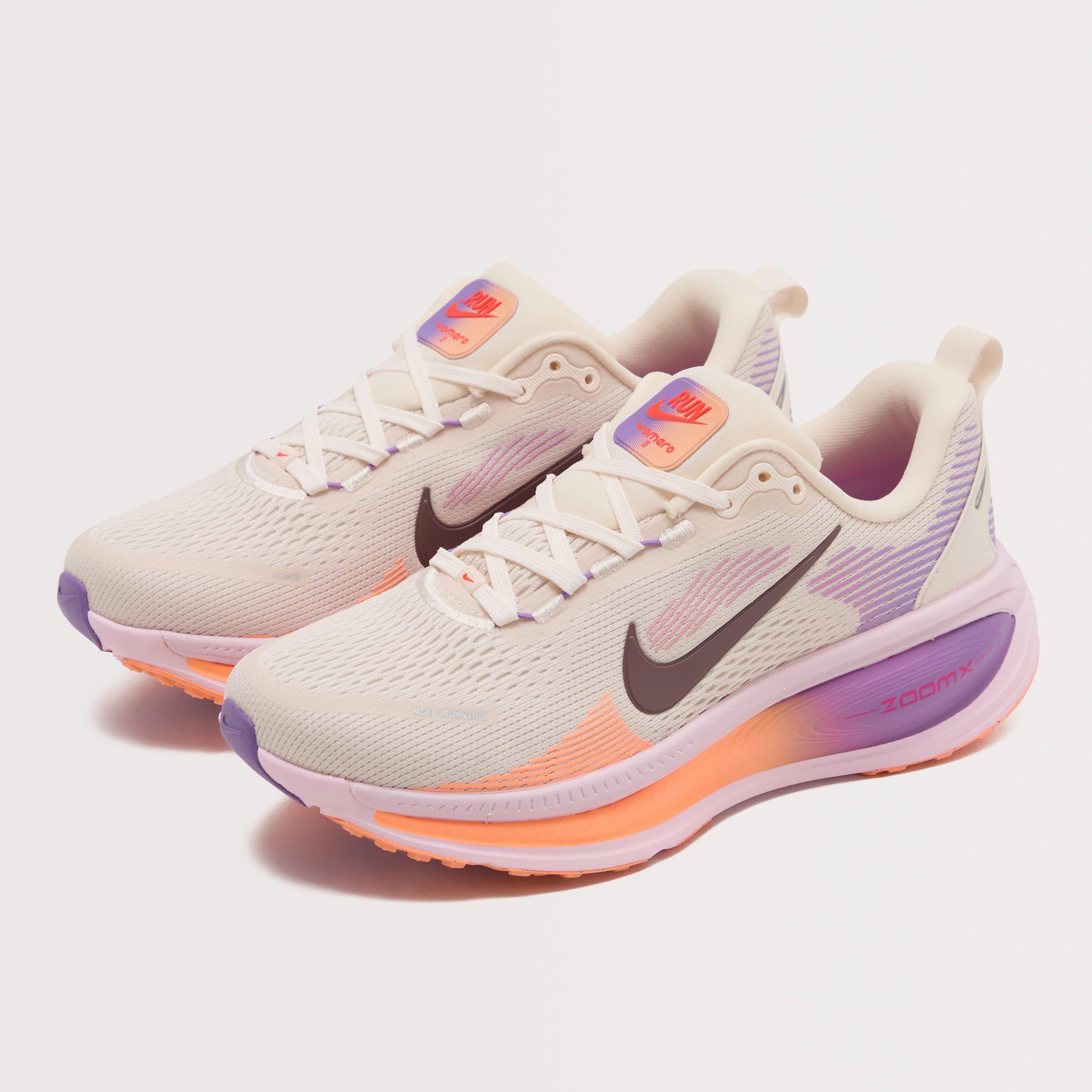 Women's Vomero 18 Road Running Shoe - Image 2