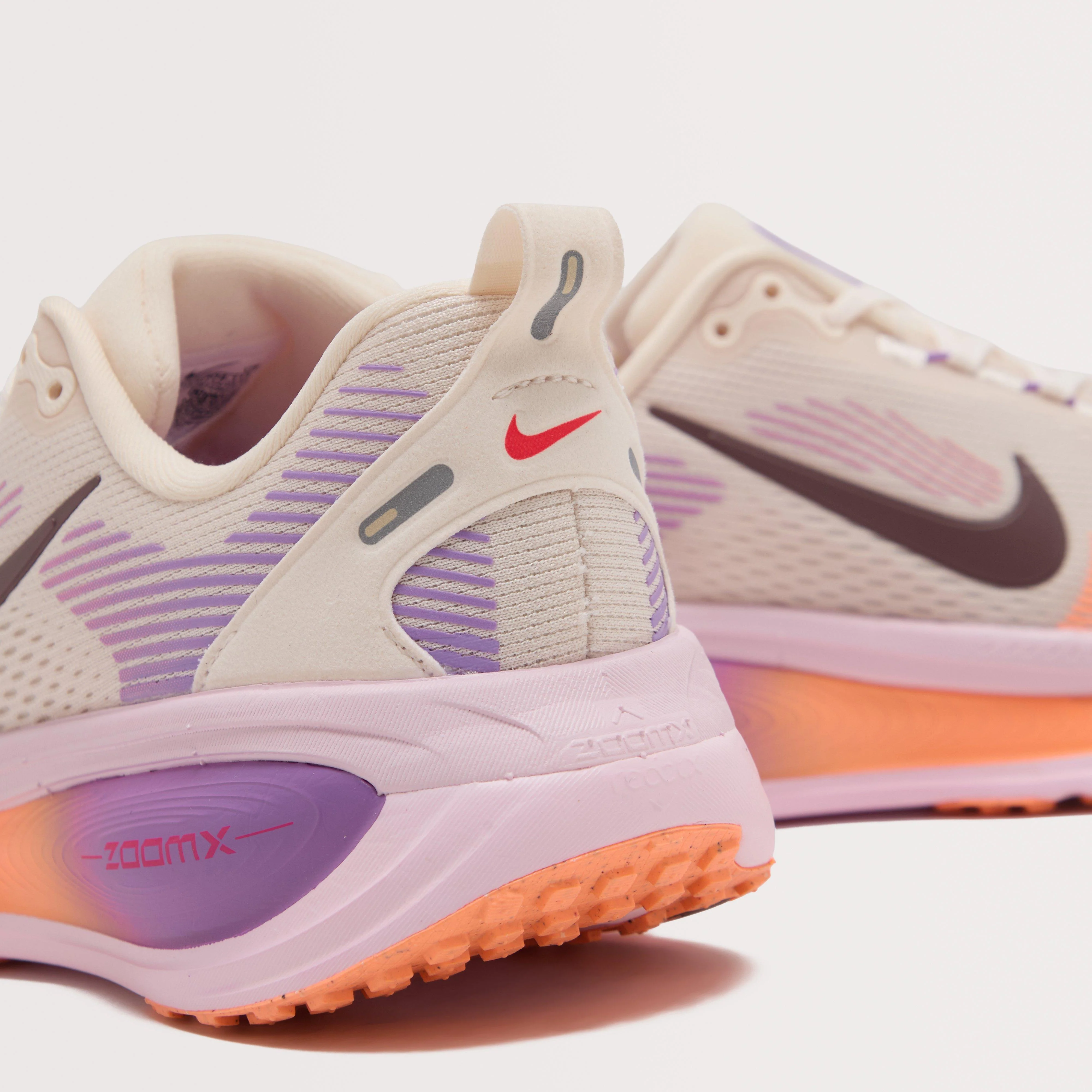 Women's Vomero 18 Road Running Shoe - Image 6