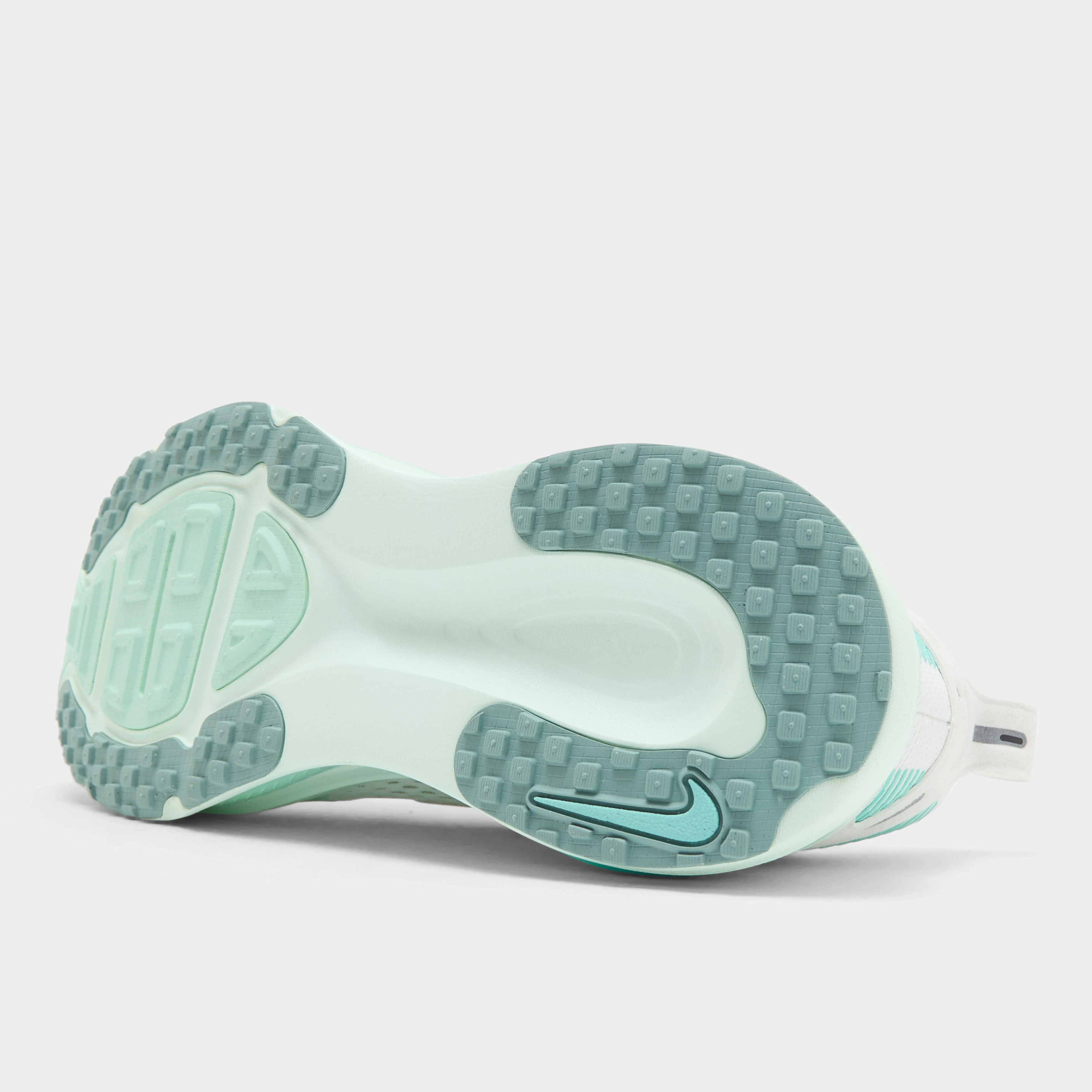 Women’s Vomero 18 Road Running Shoes - Image 2