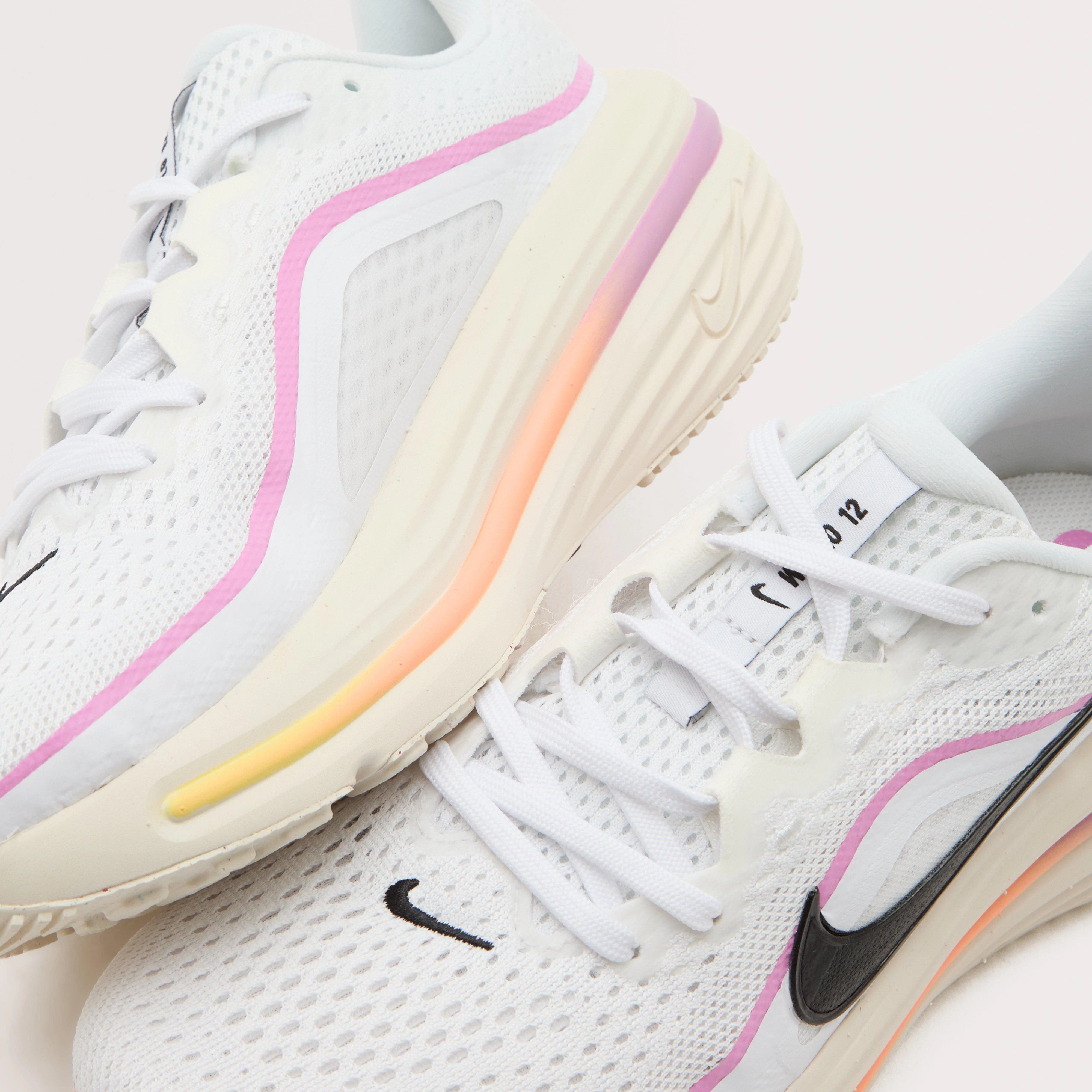 Women’s Winflo 12 Road Running Shoes - Image 4