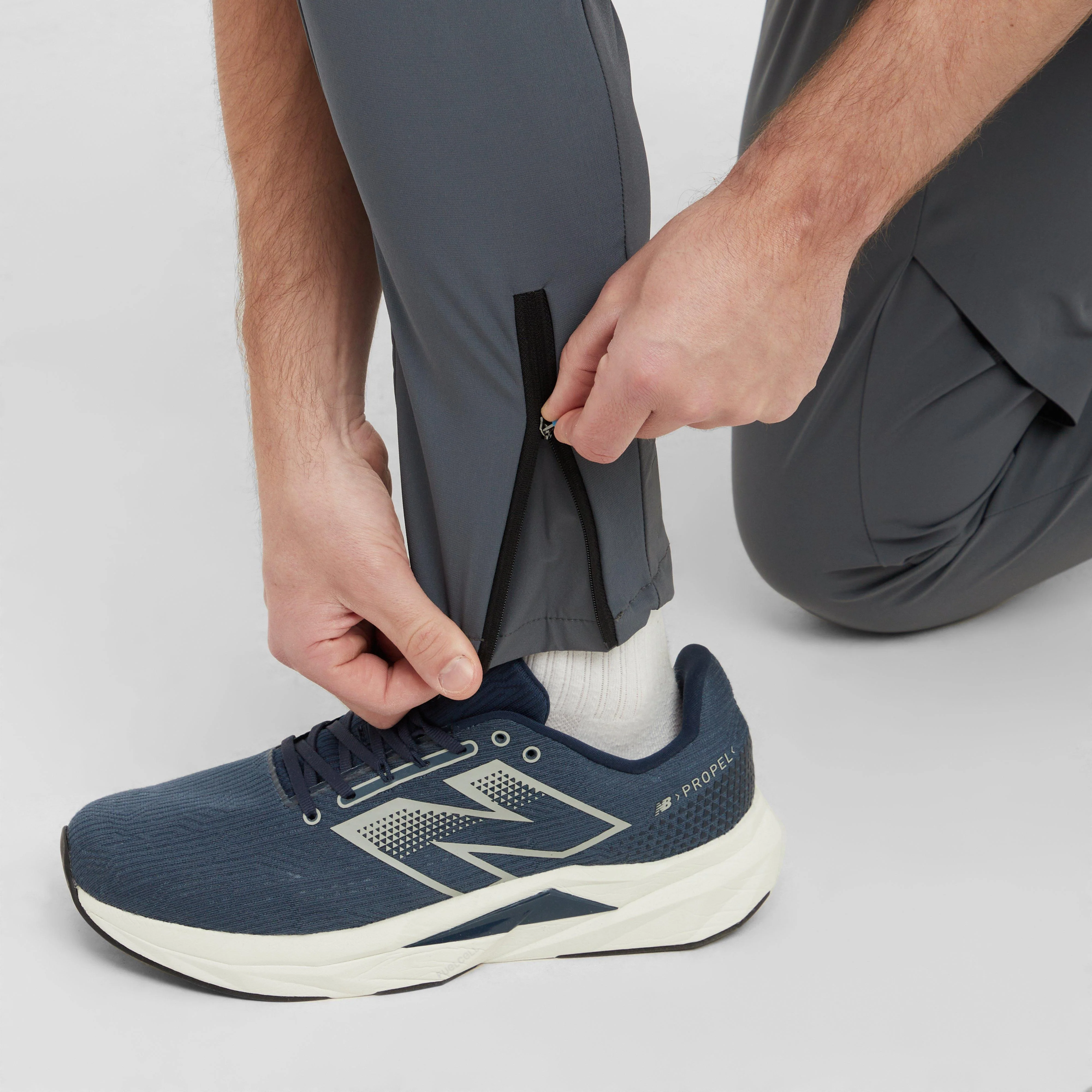 Men's Aspect Track Pant - Image 7