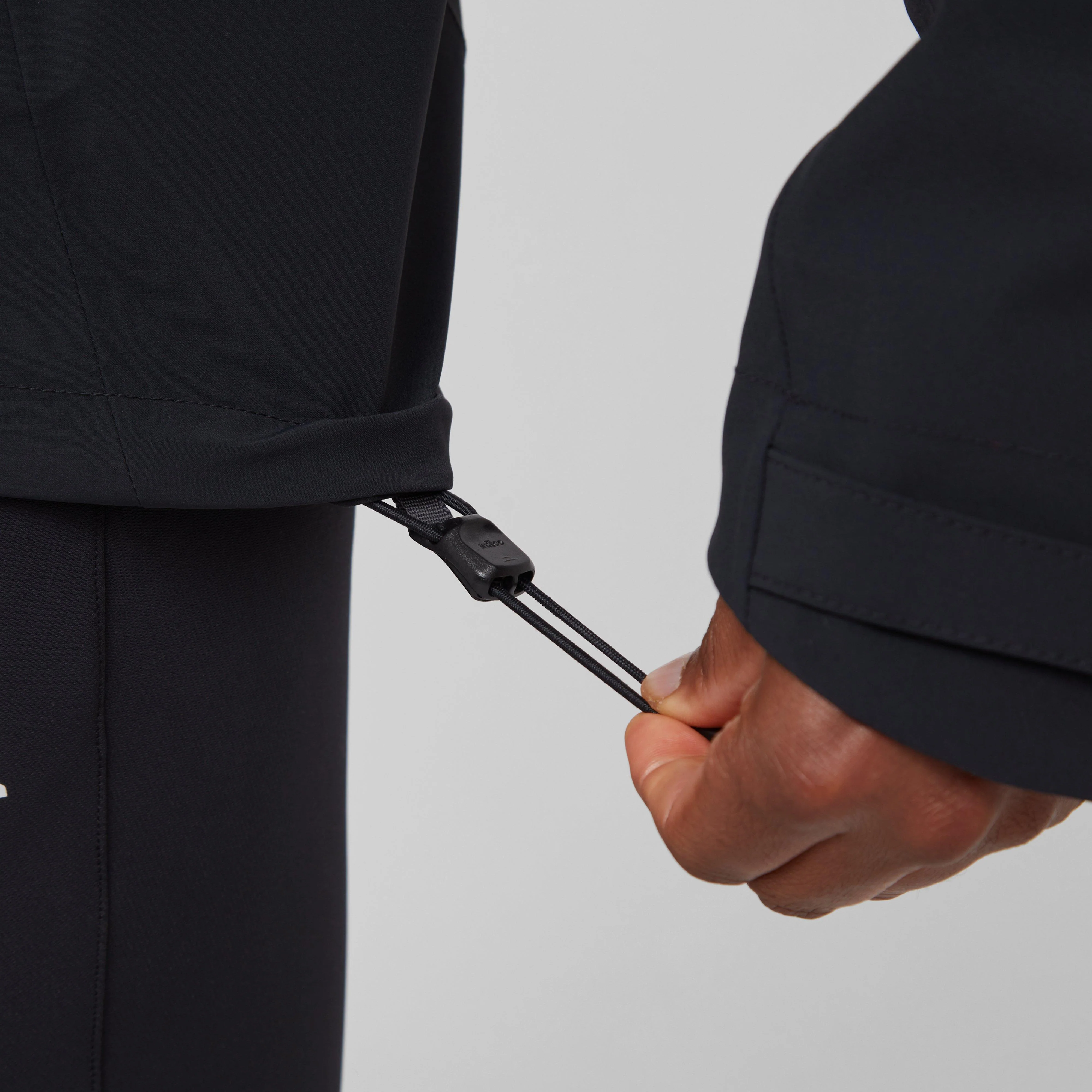 Men’s Aonach II Waterproof Jacket - Image 9