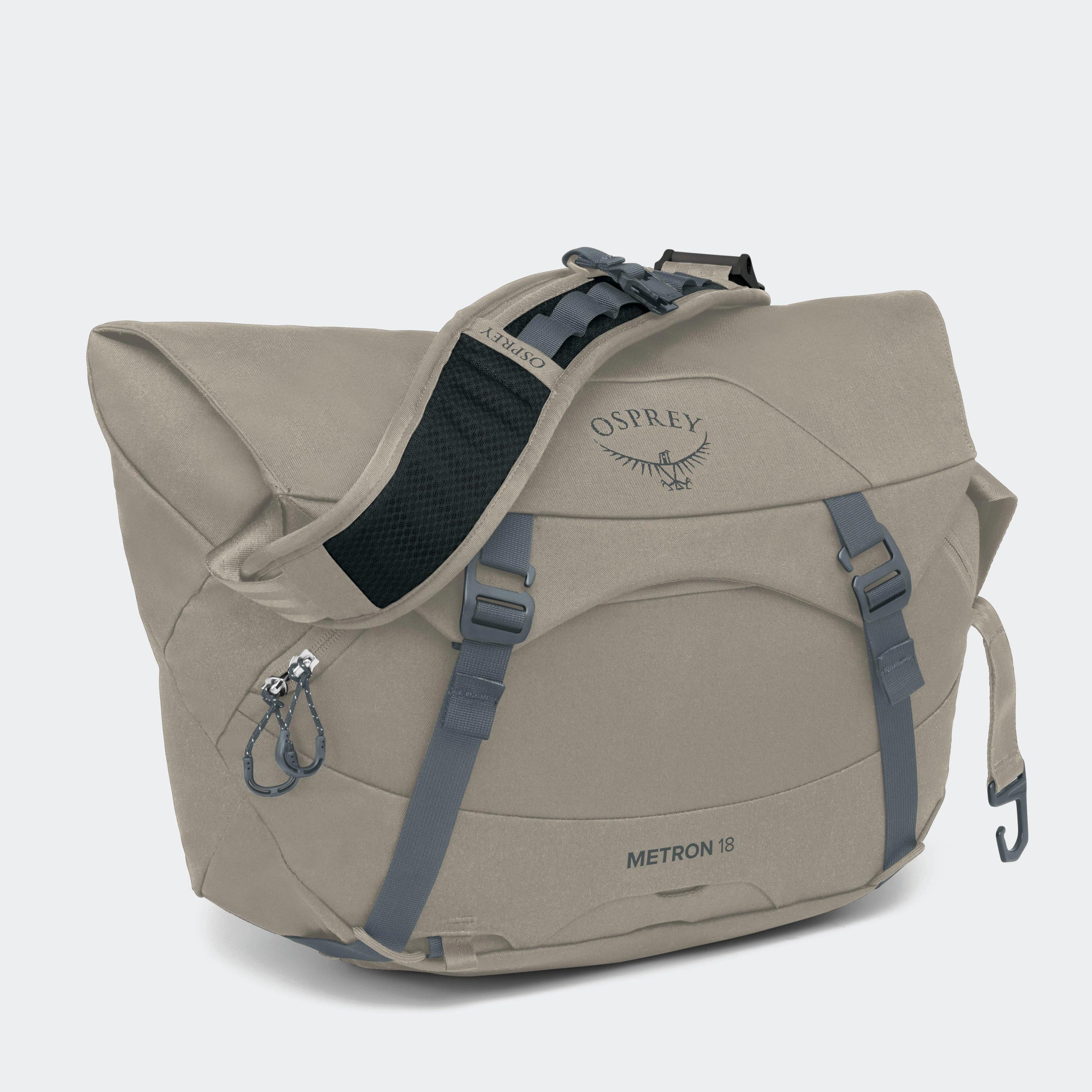 Metron 18 Messenger Cycling Backpack - Image 2