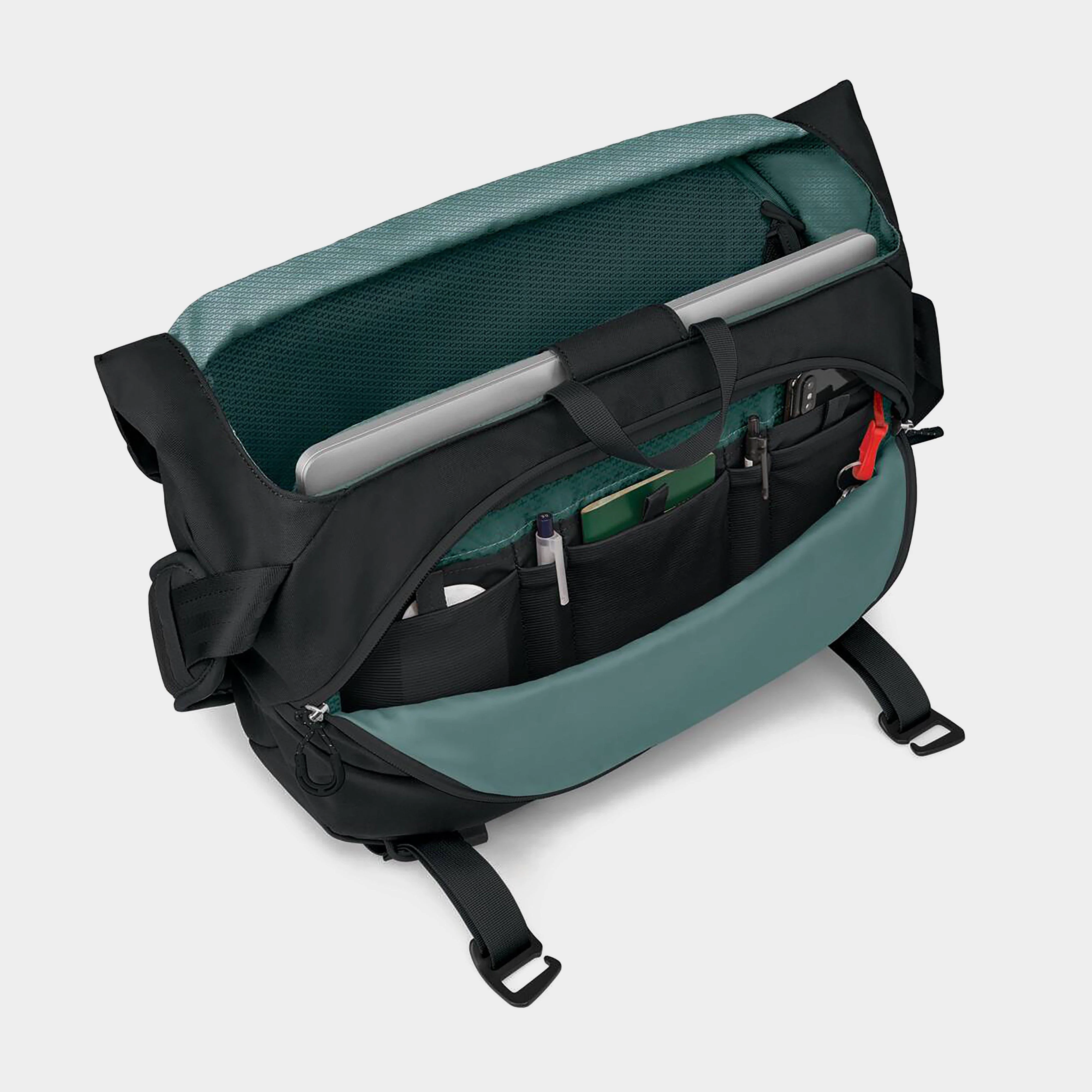Metron 18 Messenger Cycling Backpack - Image 3
