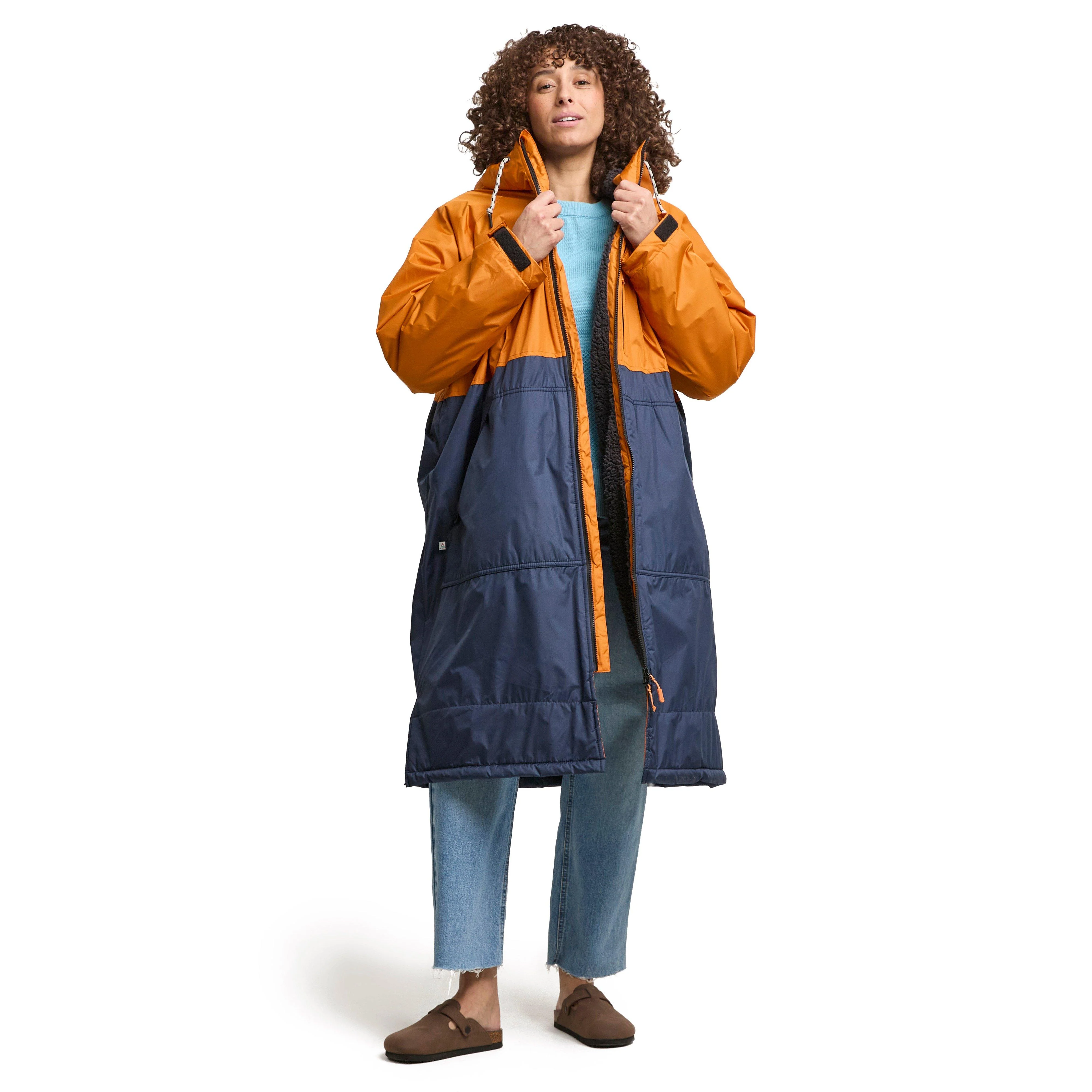 Women’s Waves Sherpa Lined Changing Robe - Image 6