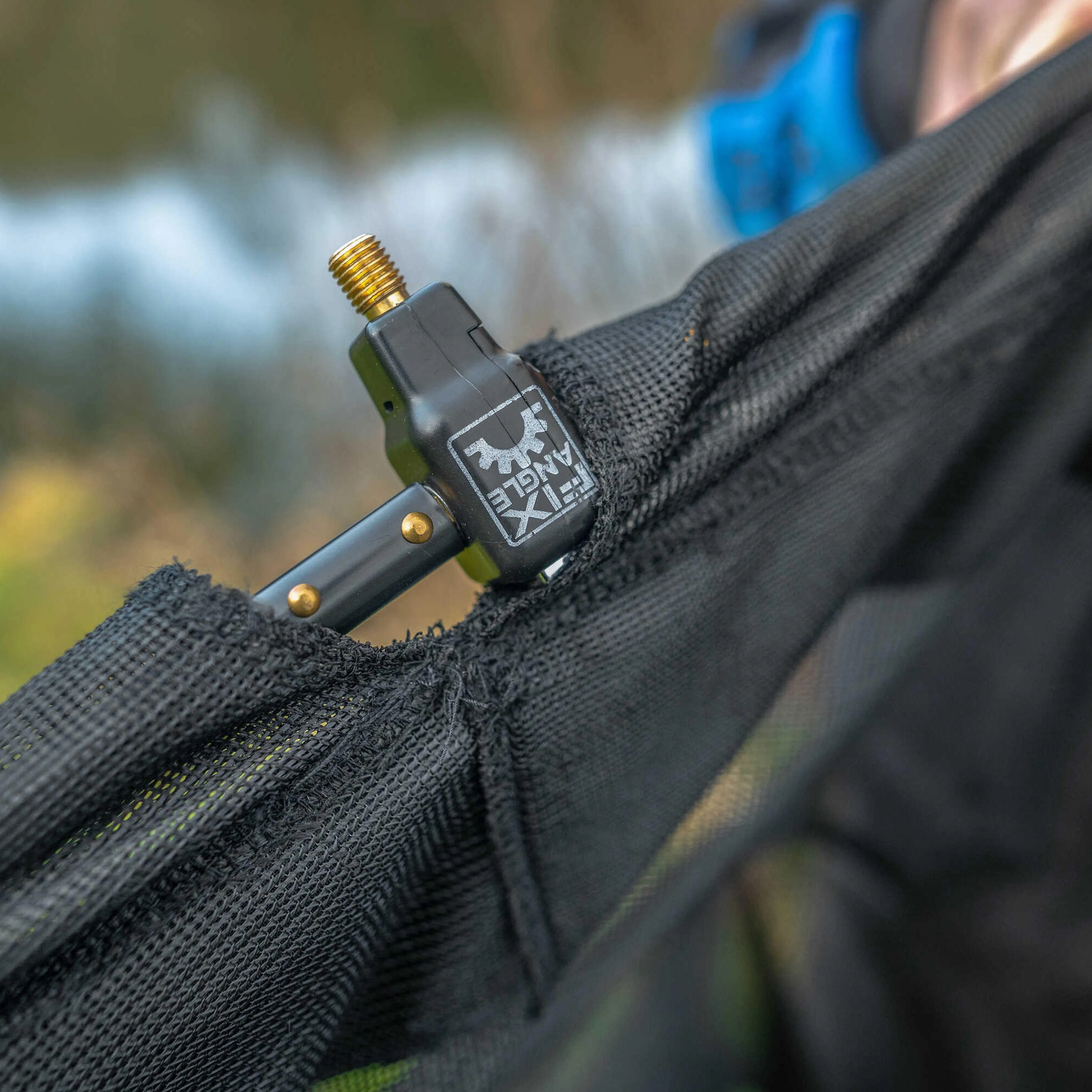 2m Carp Mesh Keepnet - Image 4