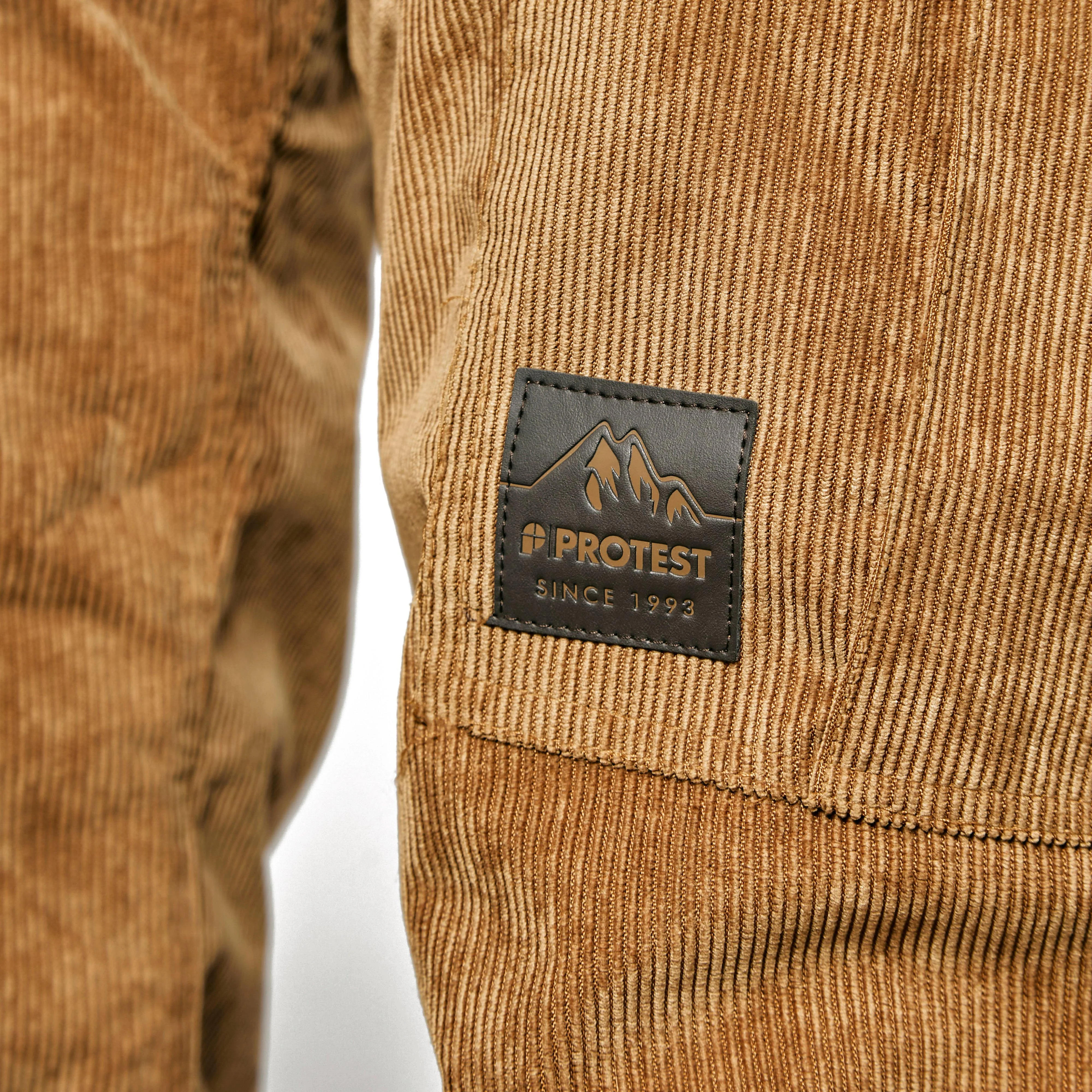 Men’s Edge Ski Pants - Image 3