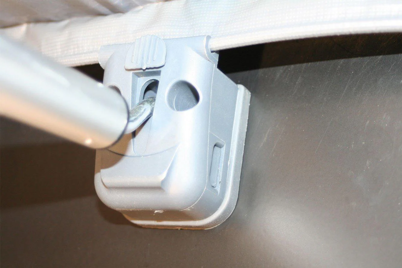 Roof Storm Pole - Image 2