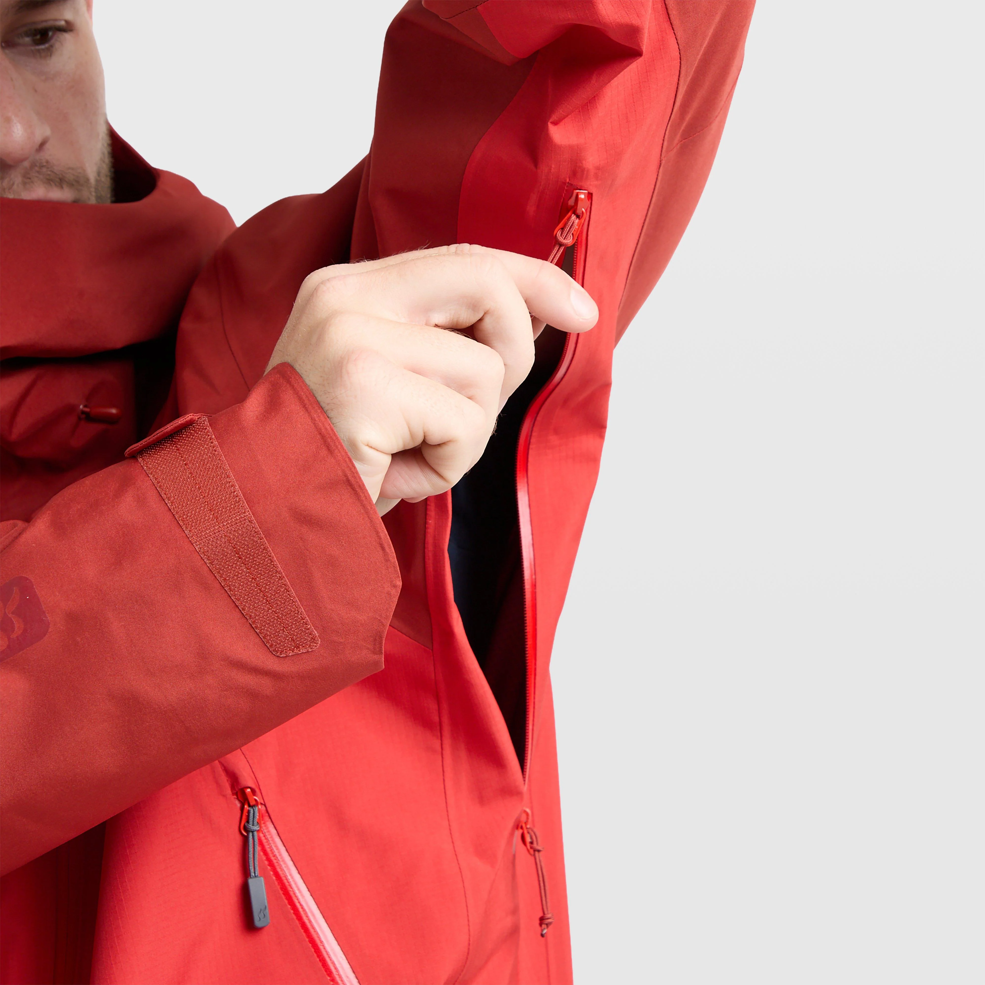 Men’s Latok Mountain GORE-TEX® Pro Jacket - Image 12