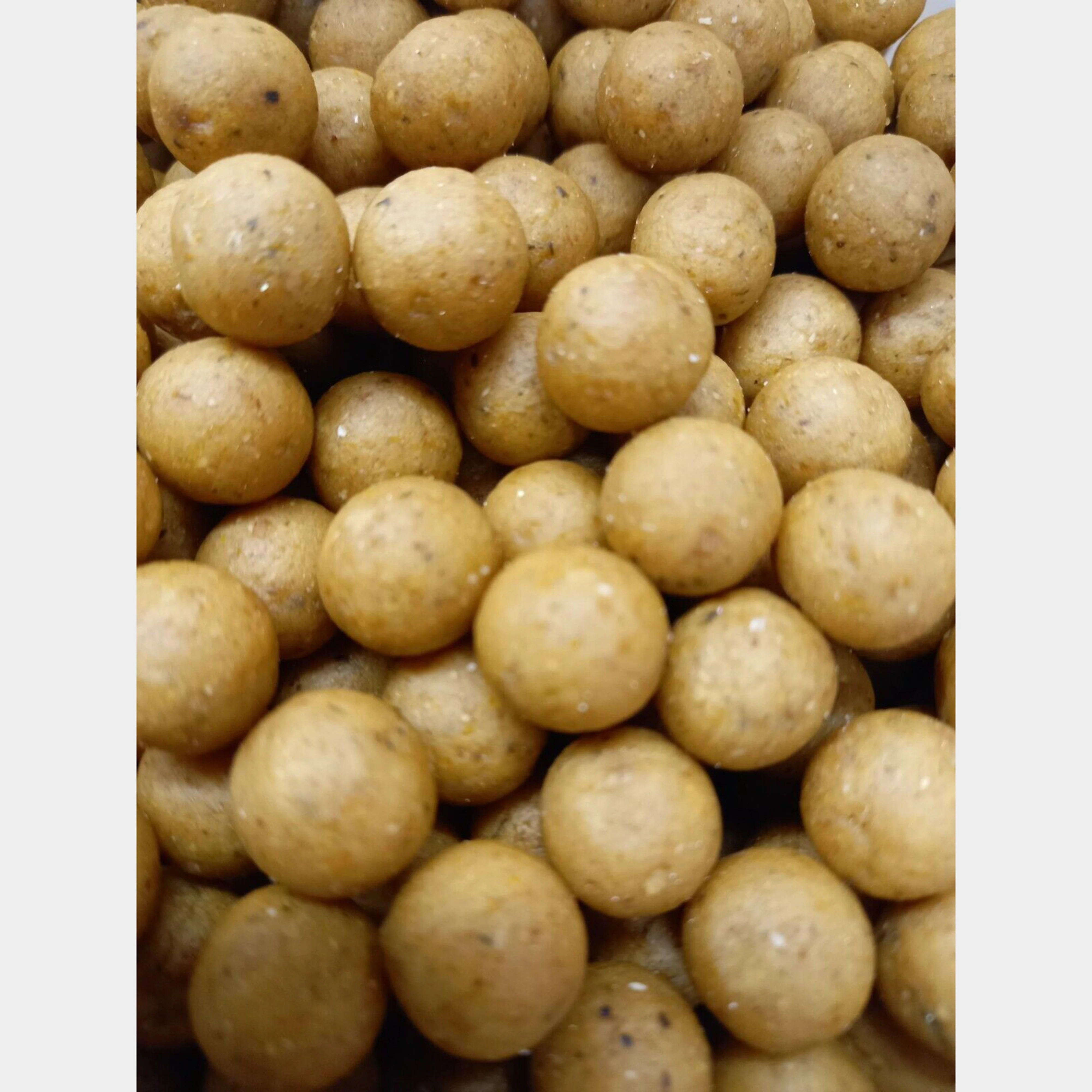 Handy Pack Boilies in Tigernut Spice (15mm) - Image 2