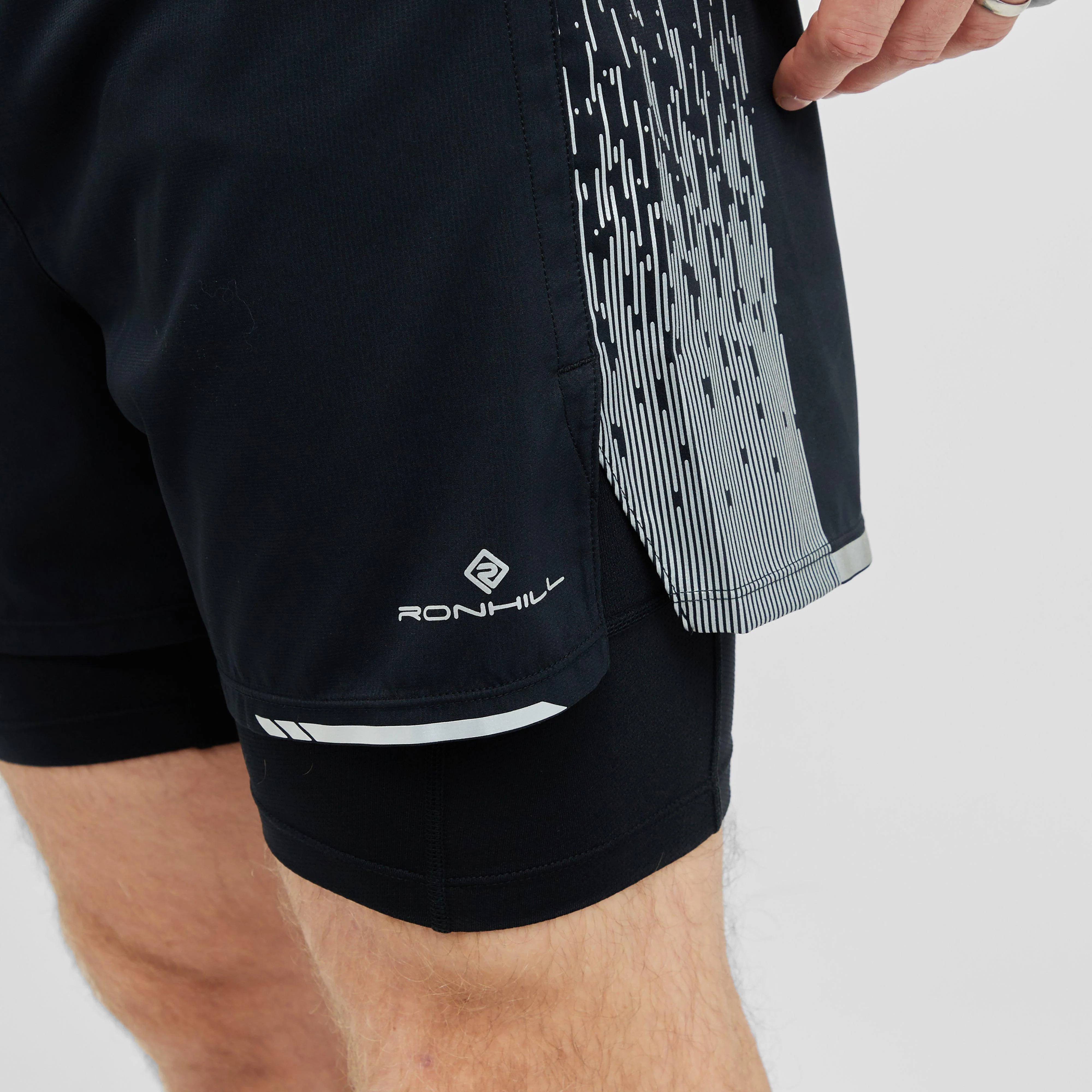 Men’s Tech Reflect 5in Twin Shorts - Image 4