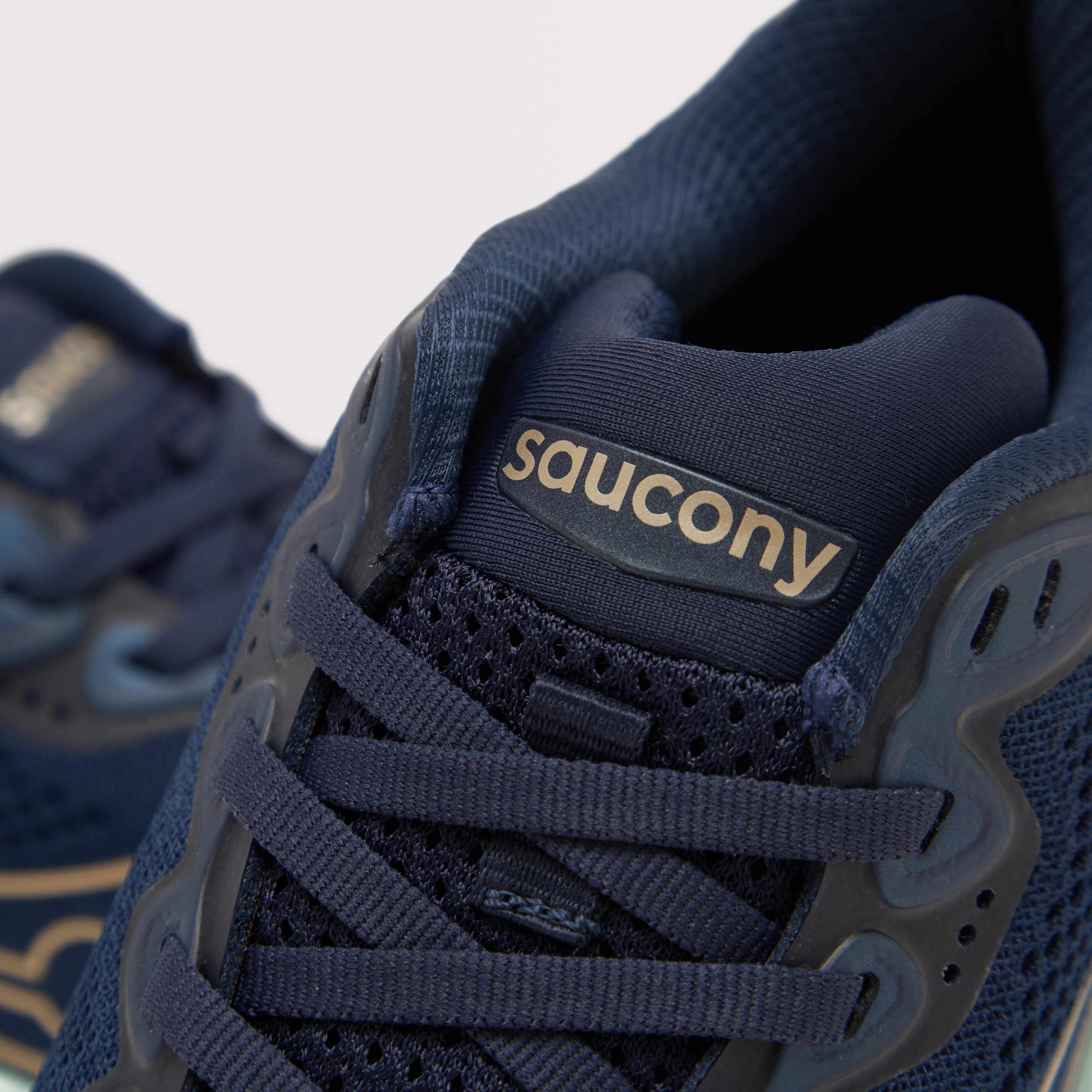 Women's Ride 19 Running Shoe - Image 4