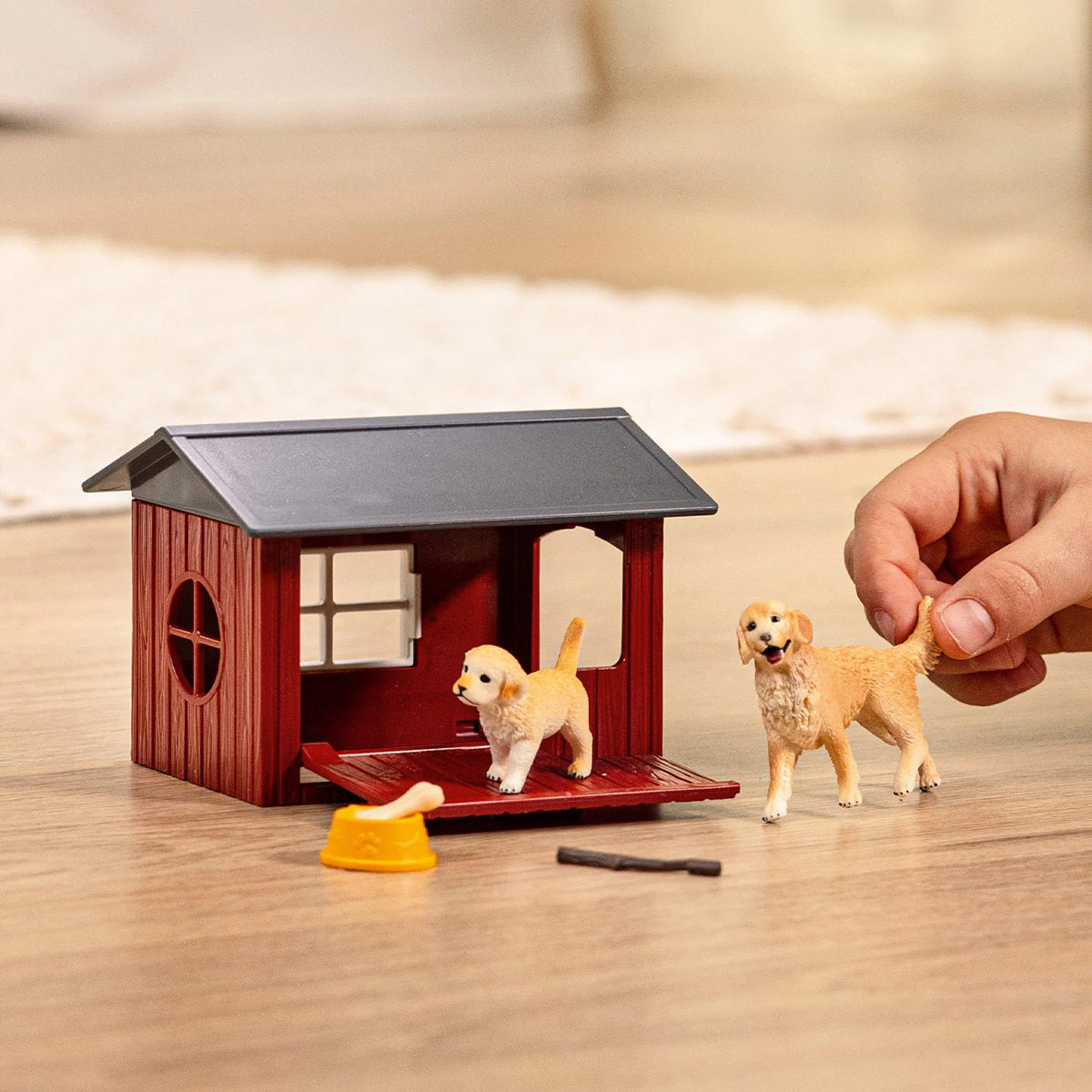 Dog Kennel with Golden Retriever - Image 2