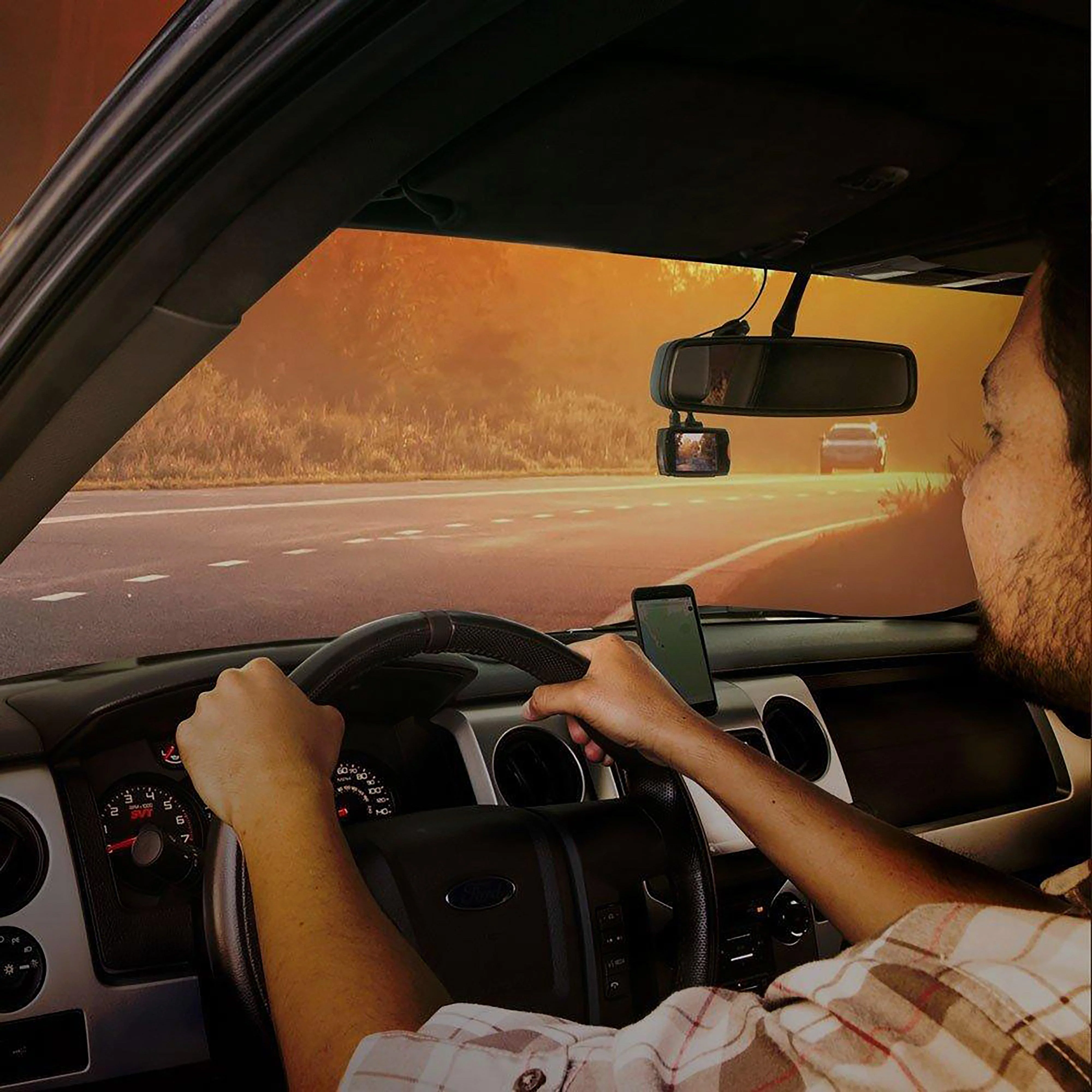 DVR Dash Cam with 8GB MicroSD Card - Image 3