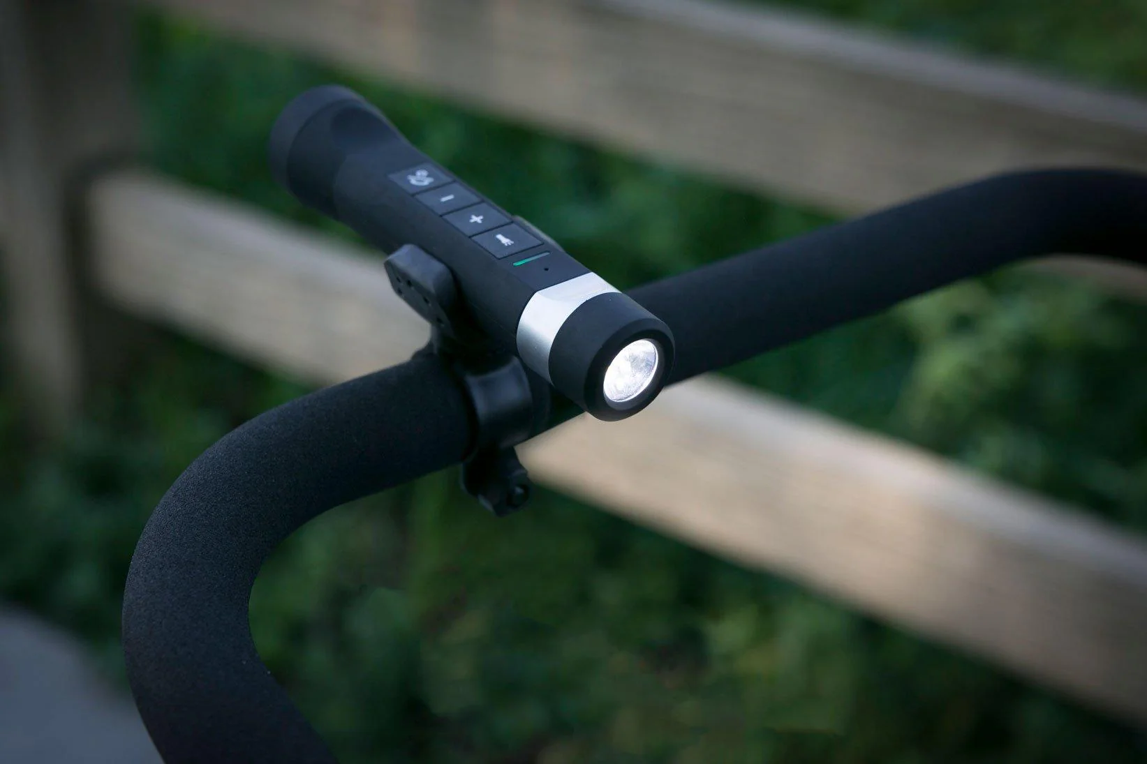 HandleIt 3-in-1 Handlebar Mounted Wireless Speaker - Image 8
