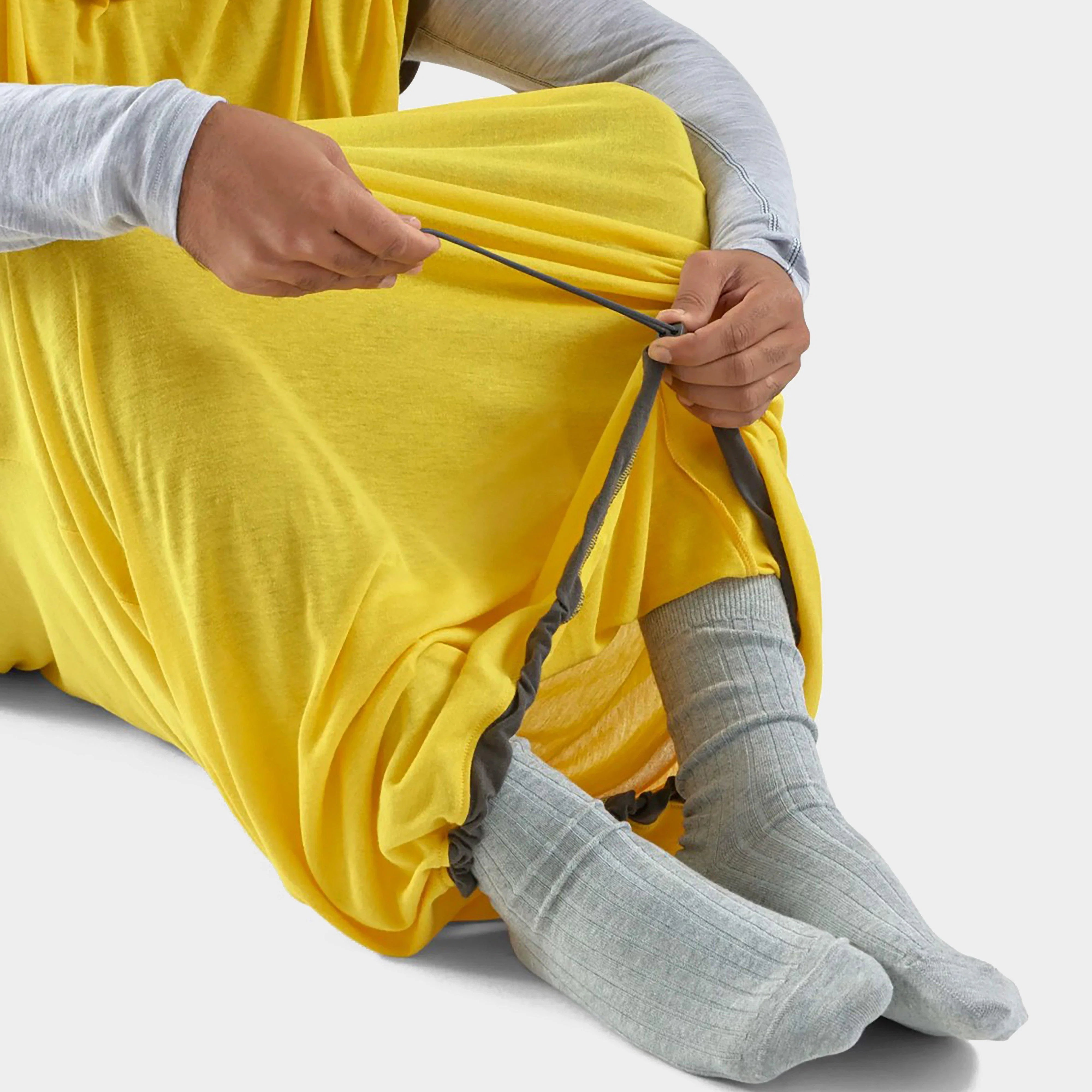 Sea to Summit Reactor Sleeping Bag Liner with Drawcord Mummy - Image 3