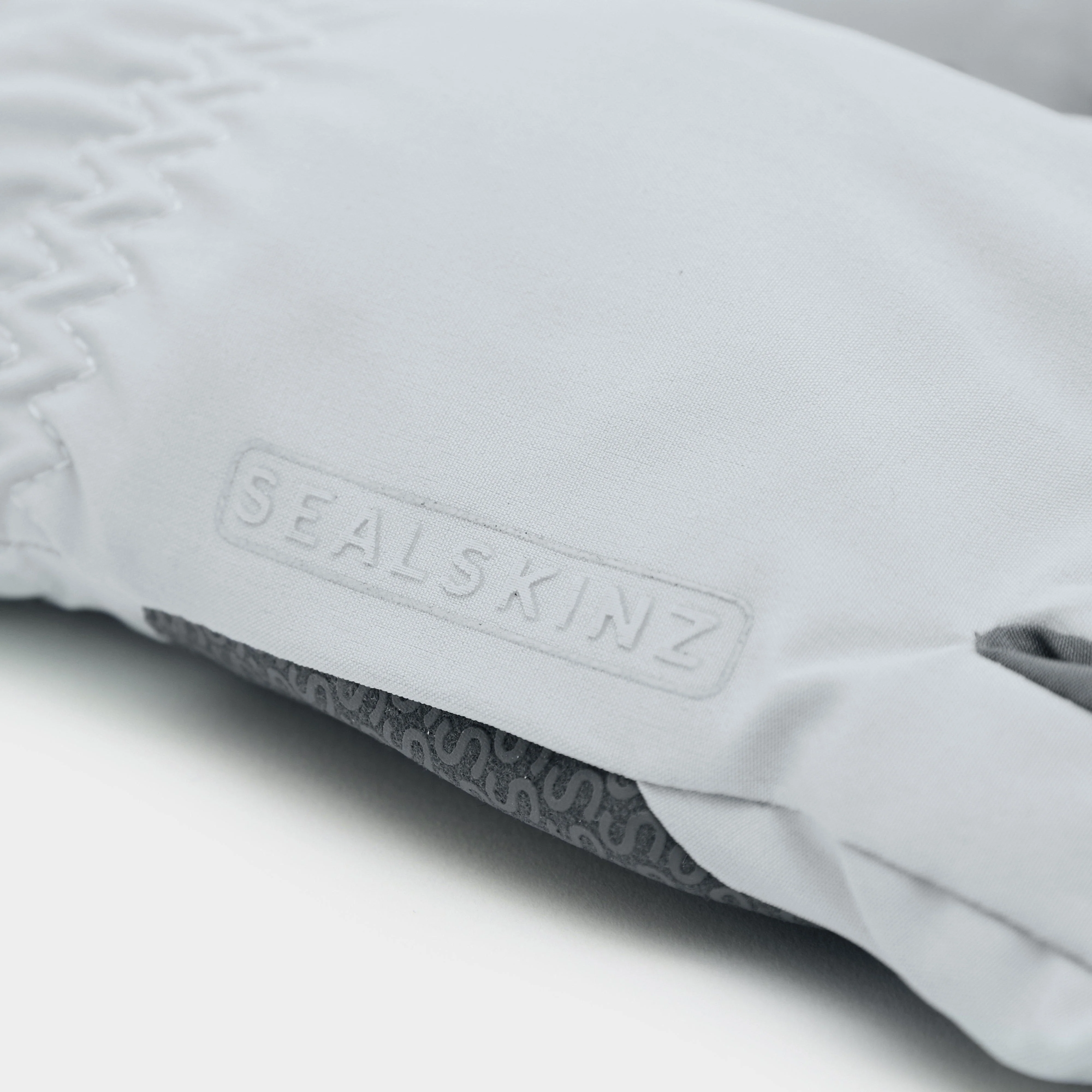 Drayton Waterproof Lightweight Gauntlet - Image 3