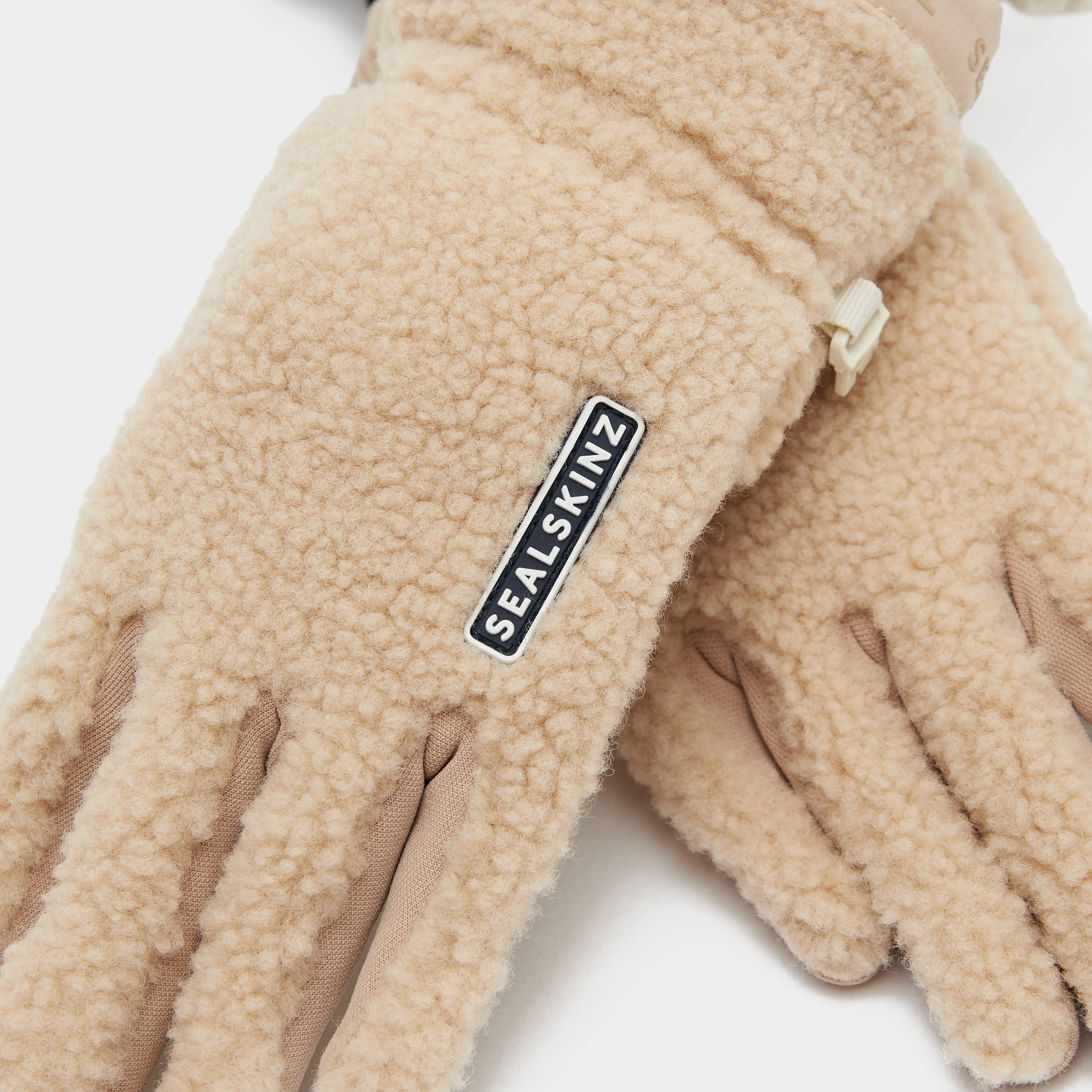 Hoveton Waterproof Sherpa Fleece Glove - Image 3