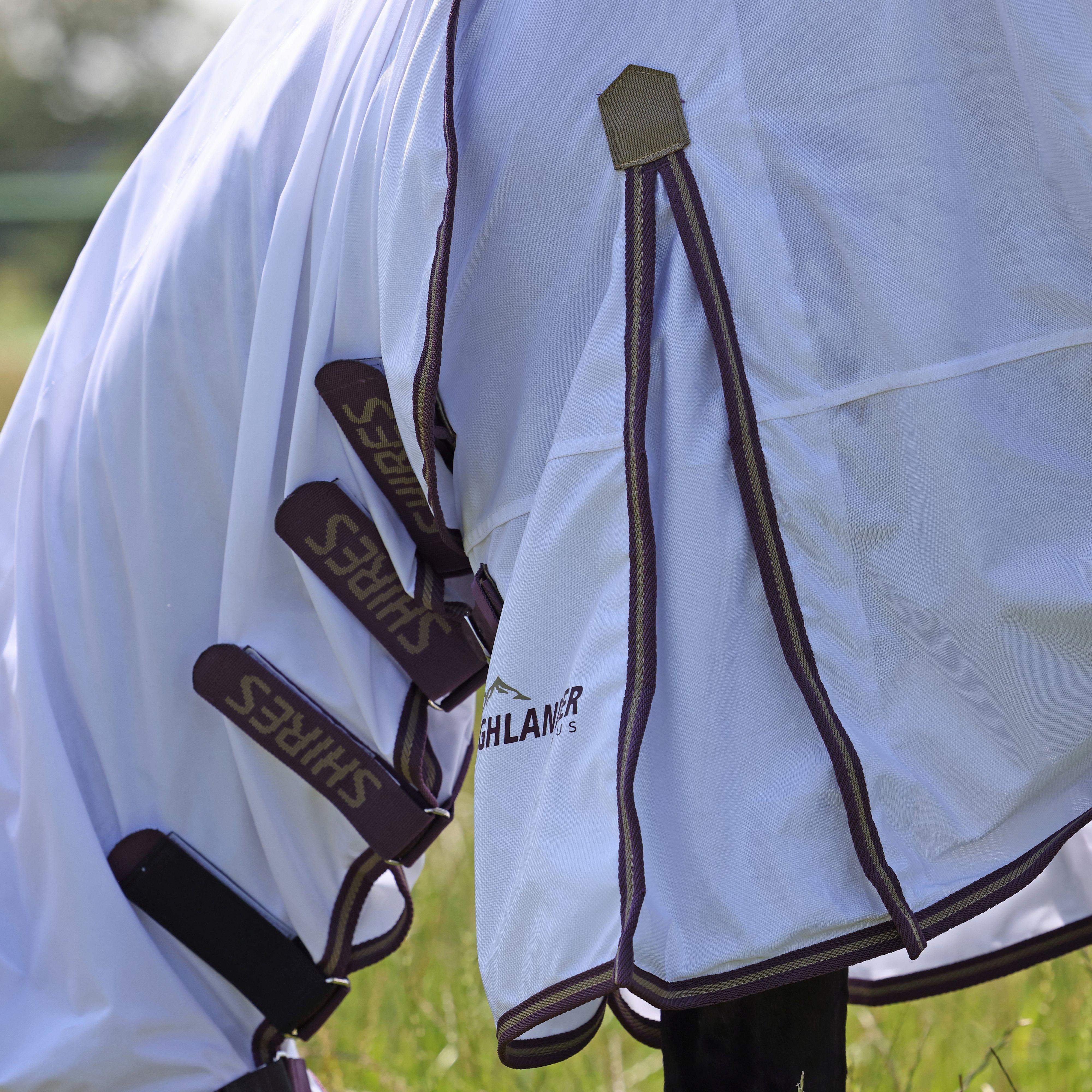 Shires Highlander Plus Fly Sheet Combo Neck Rug White/Black Cherry - Image 4