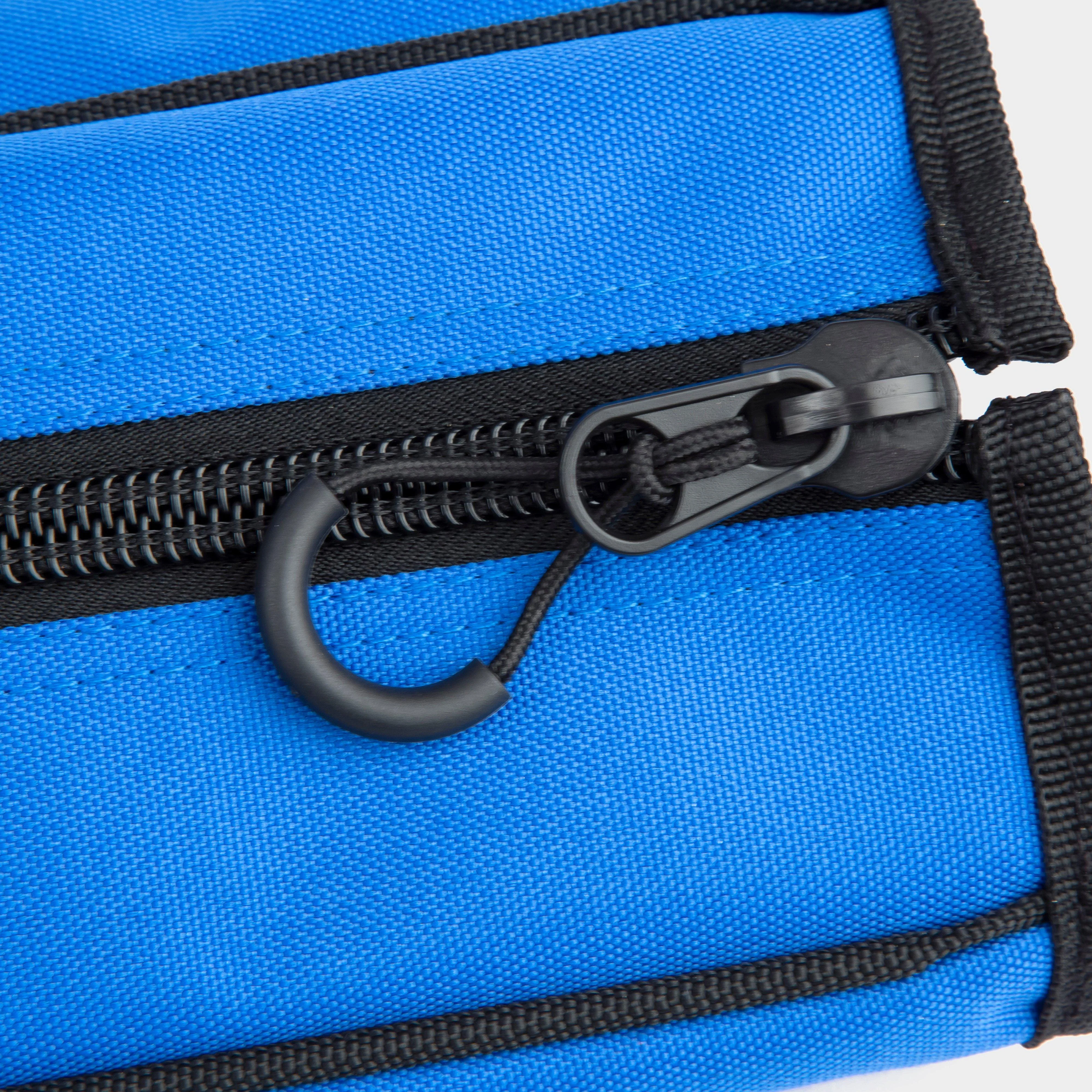 Quiver Holdall - Image 11