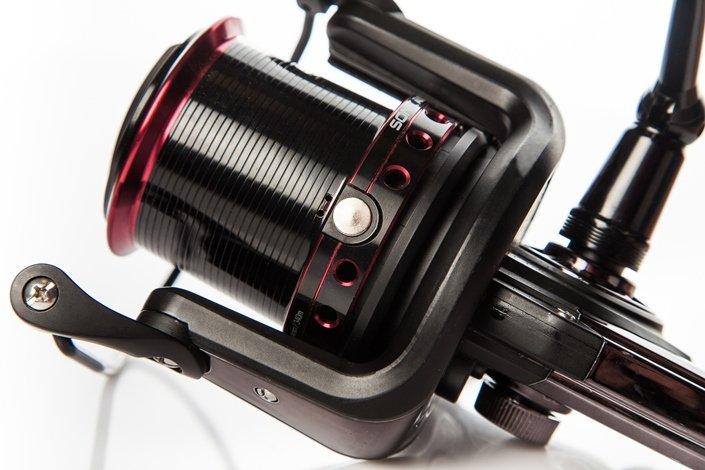 Sks Black Surf 8000 Reel - Image 3
