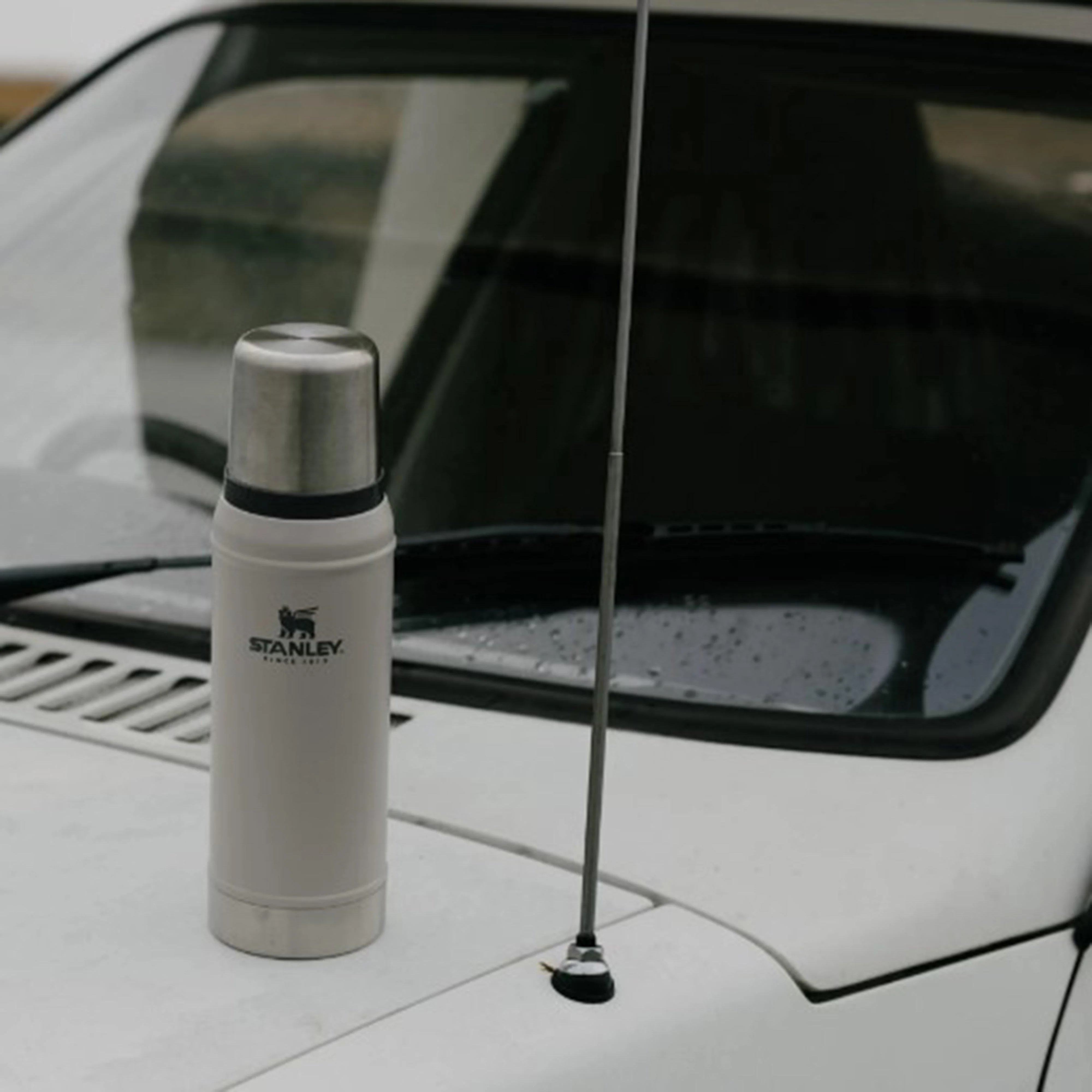 Classic Legendary Bottle – 0.75L - Image 3