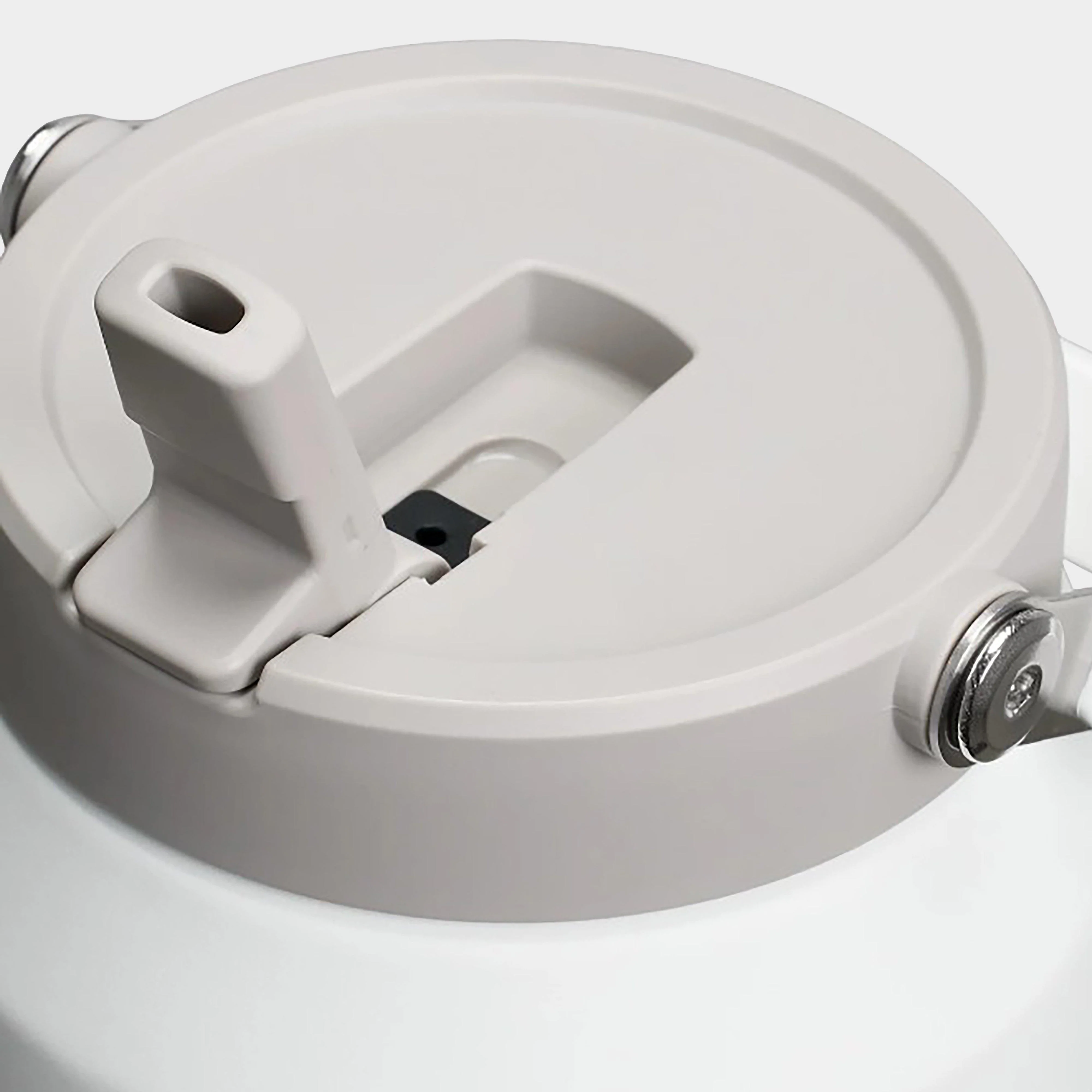 IceFlow™ Flip Straw 2.0 Jug 1.9L - Image 3