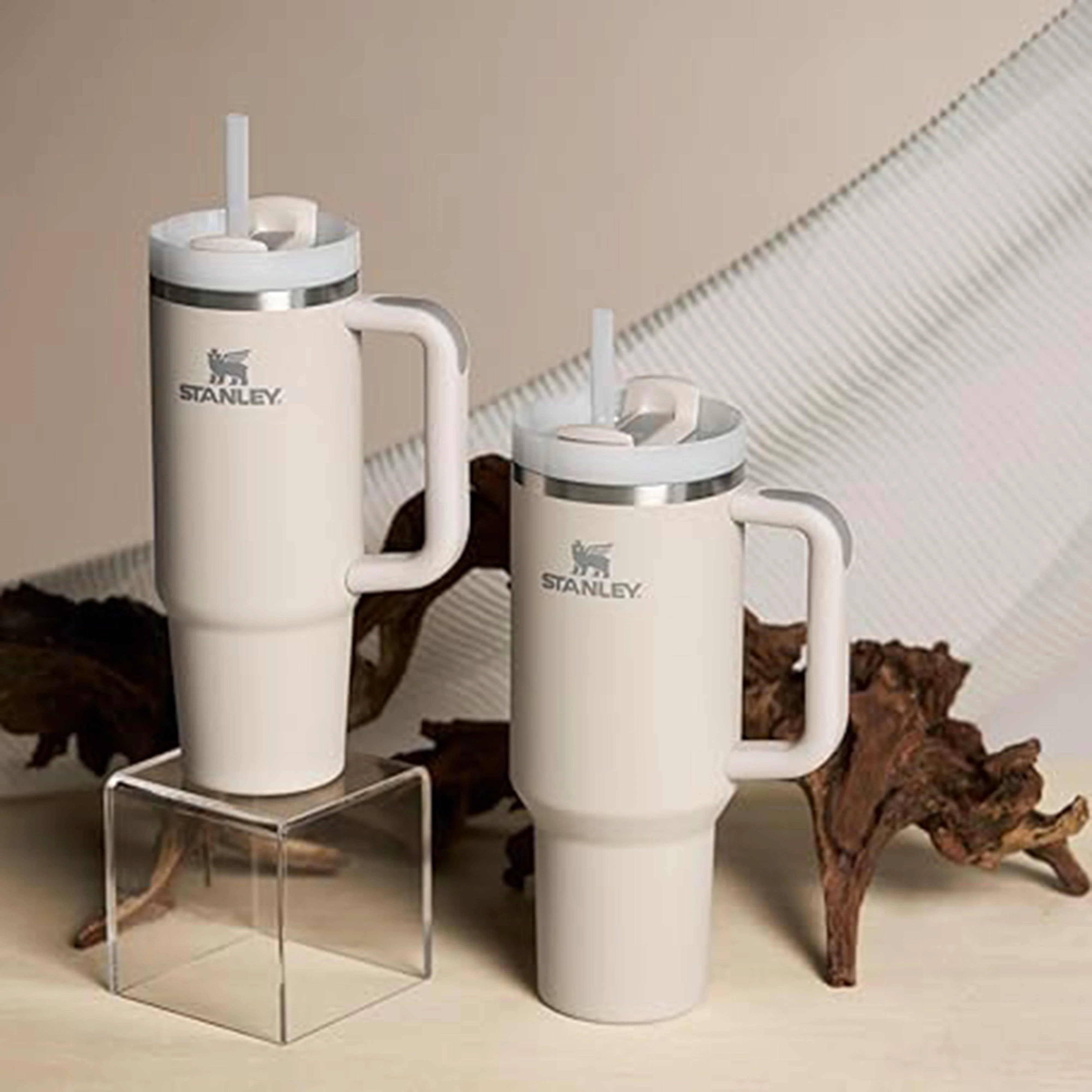 Quencher H2.0 Flowstate™ Tumbler 1.2L - Image 4