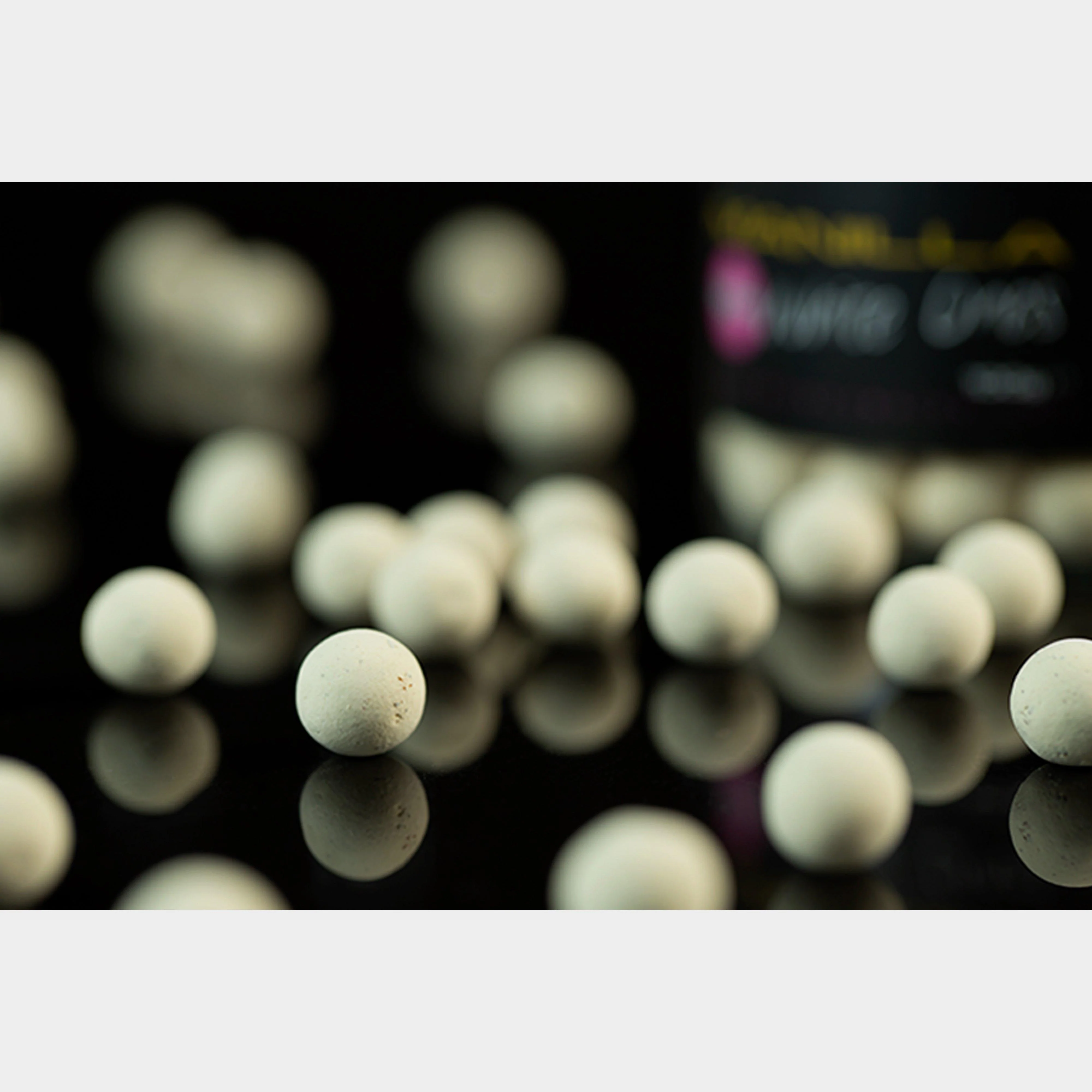 Manilla Wht Ones 16Mm 100G Pot - Image 4